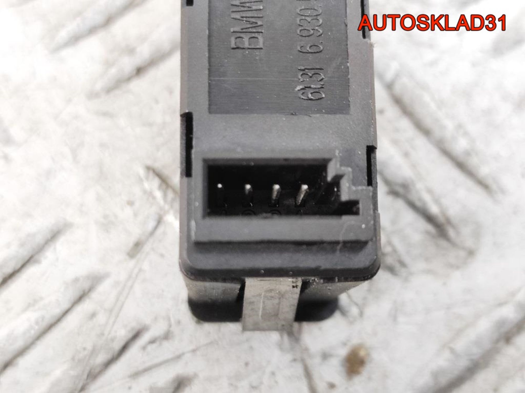 Разъем AUX BMW E90 61316930561, 700 рублей, Дубовое