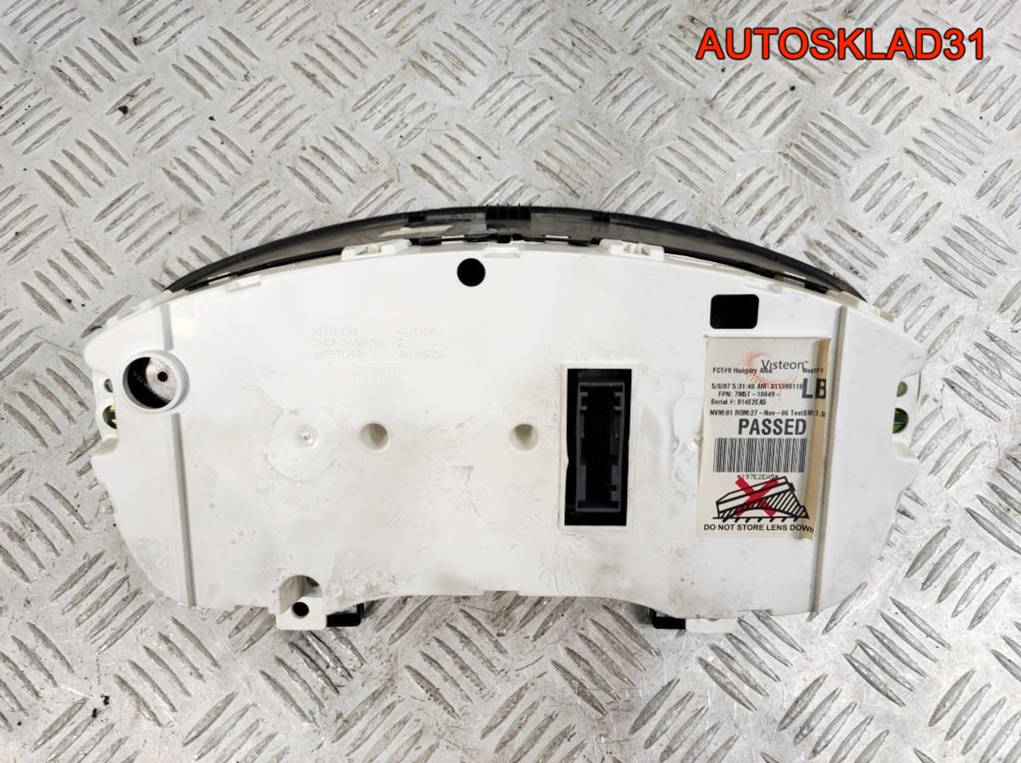 Панель приборов Ford Focus 2 7M5T10849LB Дизель, 9000 рублей, Дубовое