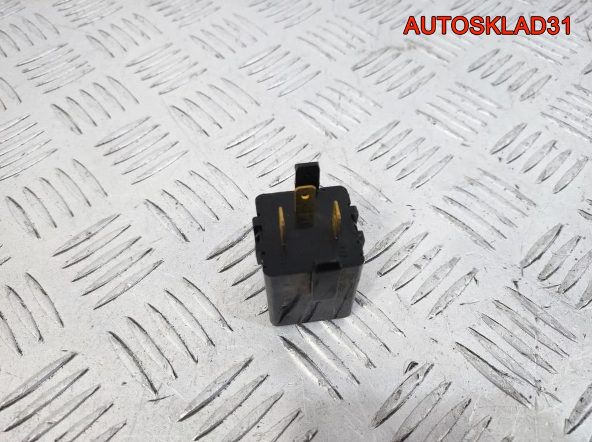 Реле поворотов Hyundai Elantra 9555039000, 800 рублей, Дубовое