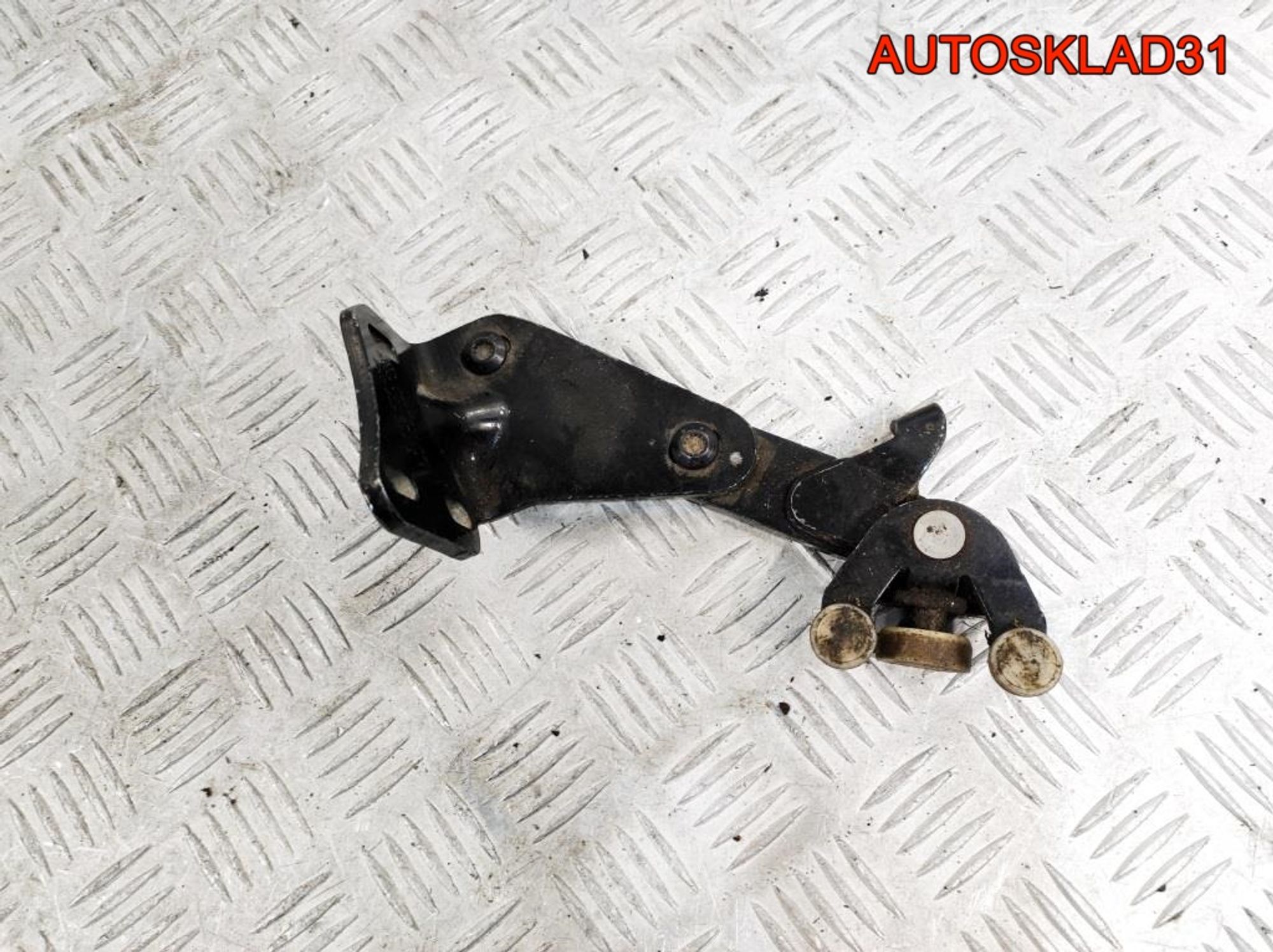 Ролик двери сдвижной нижний VW Caddy 3 2K0843398A, 1400 рублей, Дубовое