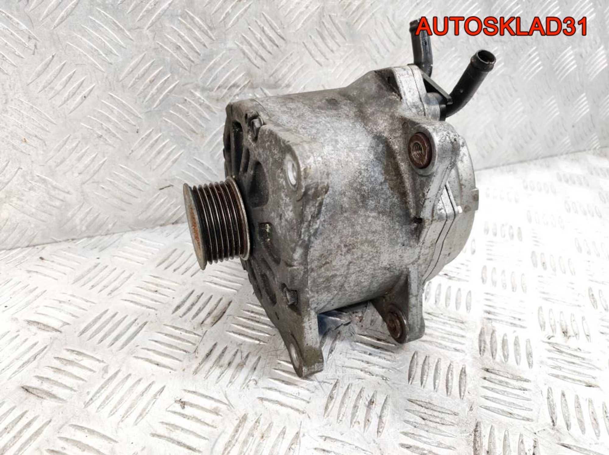 Генератор 190A Audi A8 D3 6.0BHT Бензин 07C903021H, 13500 рублей, Дубовое