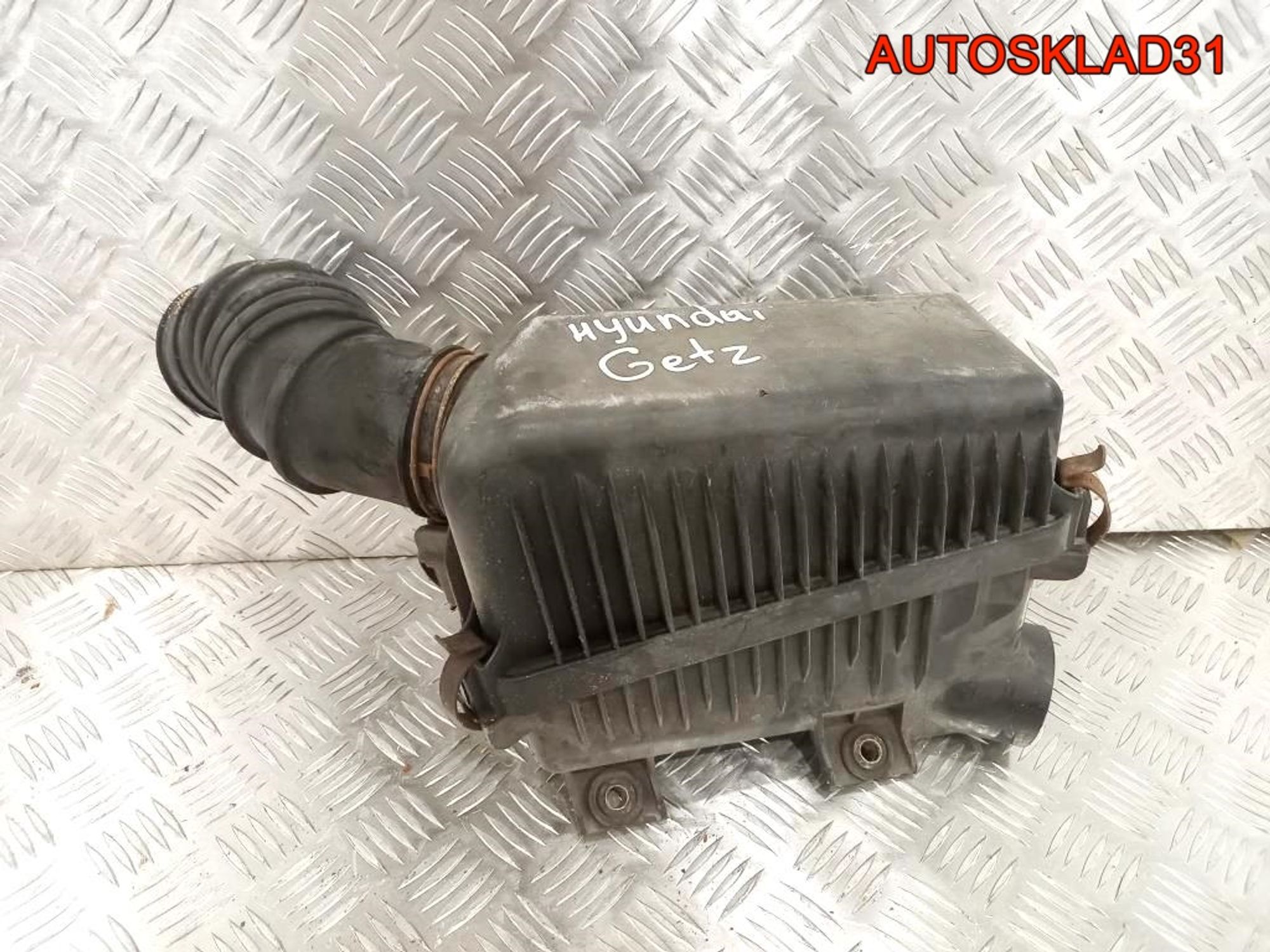 Корпус воздушного фильтра Hyundai Getz 281101C000, 1400 рублей, Дубовое