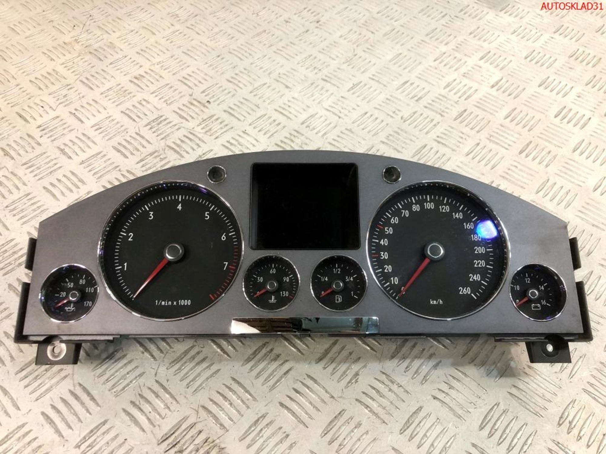 Панель приборов VW Phaeton 3,2 Бензин 3D0920880J, 15000 рублей, Дубовое