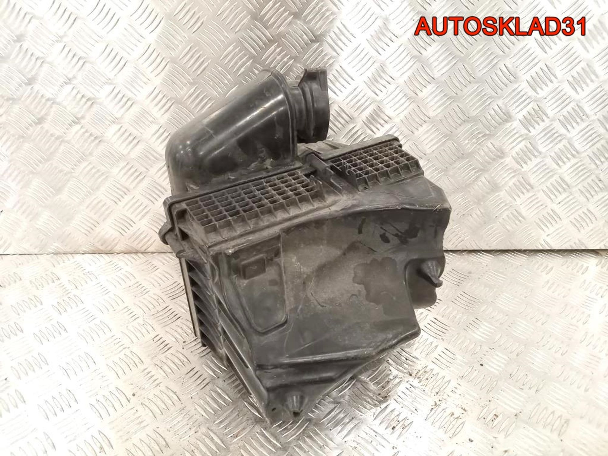 Корпус воздушного фильтра VW Sharan 7M3129607AB, 1400 рублей, Дубовое