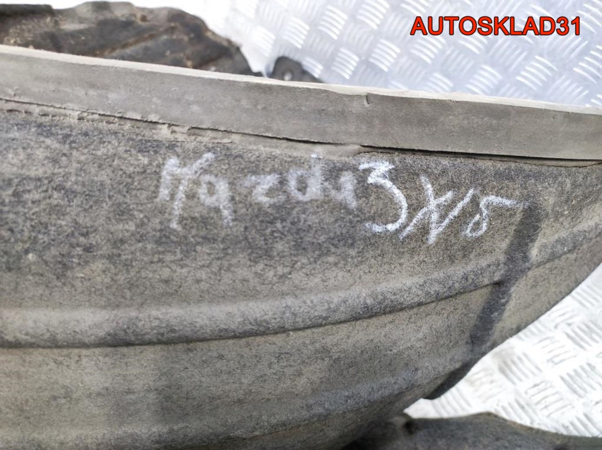 Локер задний правый Mazda 3 BK BP4K561H1F Хетчбэк, 1700 рублей, Дубовое