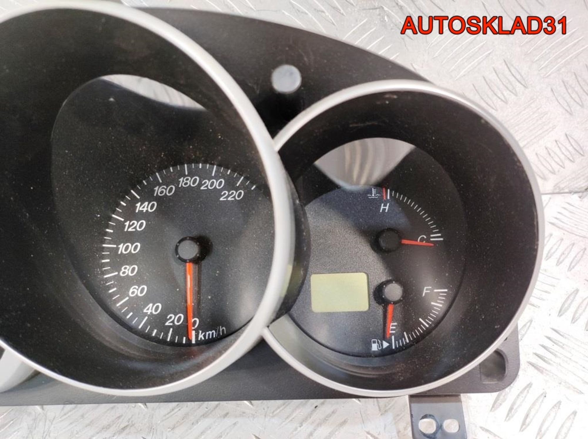 Панель приборов Mazda 3 BK 1,6 Бензин МКПП 4KBP4KB, 3200 рублей, Дубовое