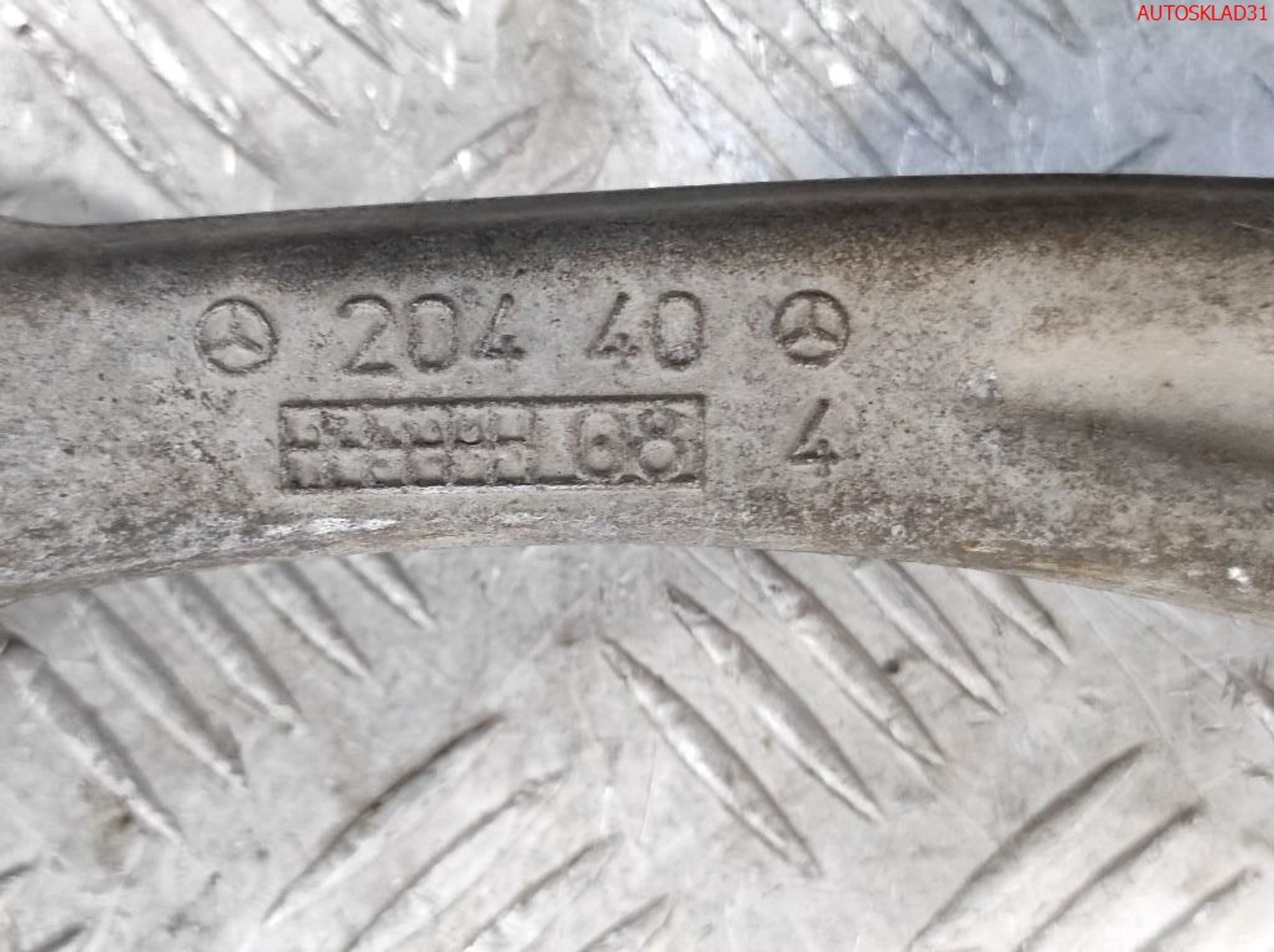 Рычаг передний правый верхний Mercedes GLK X204 A2043308211, 2000 рублей, Дубовое