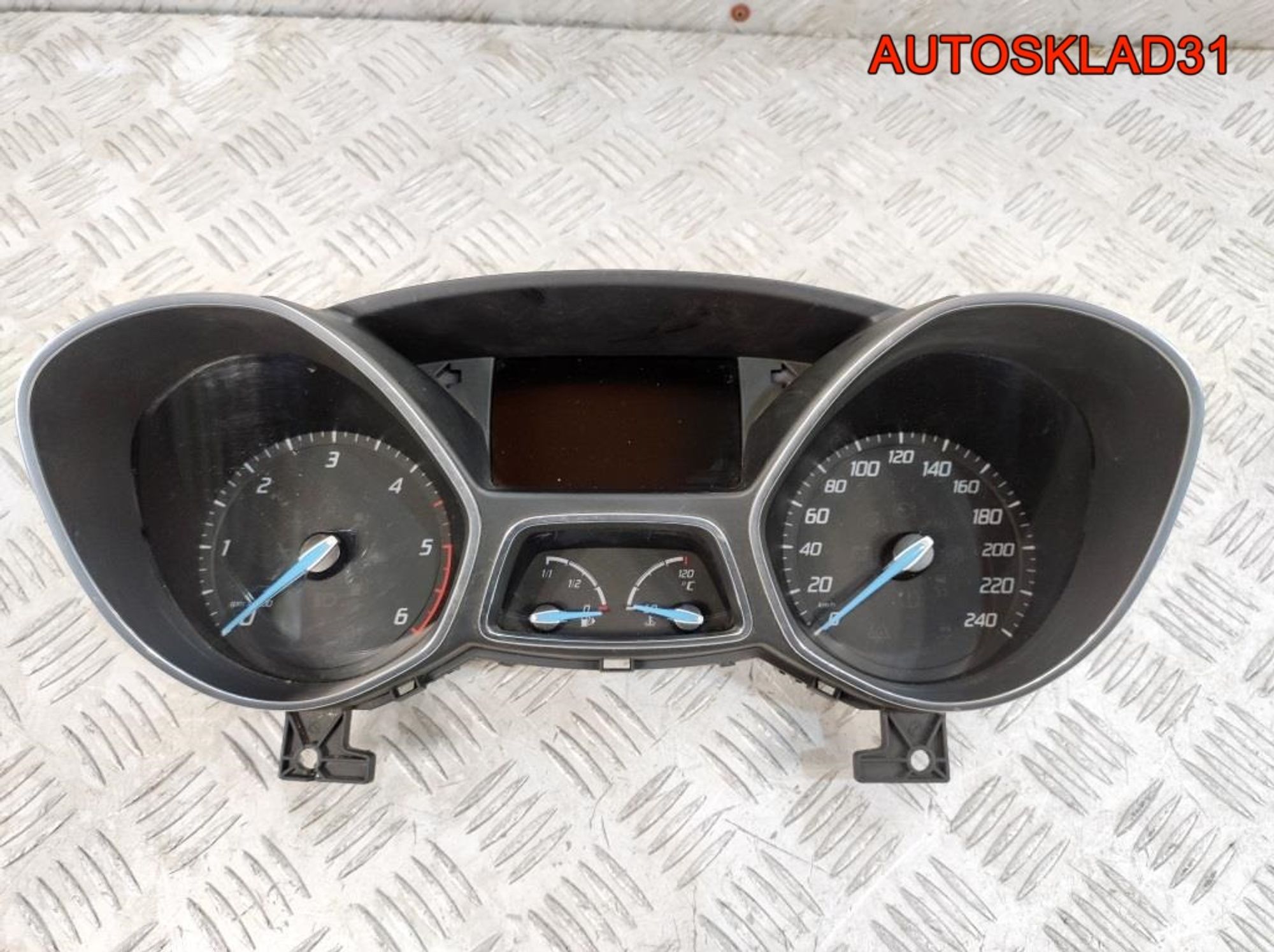 Панель приборов Ford Focus 3 BM5T10849LS Дизель, 25000 рублей, Дубовое