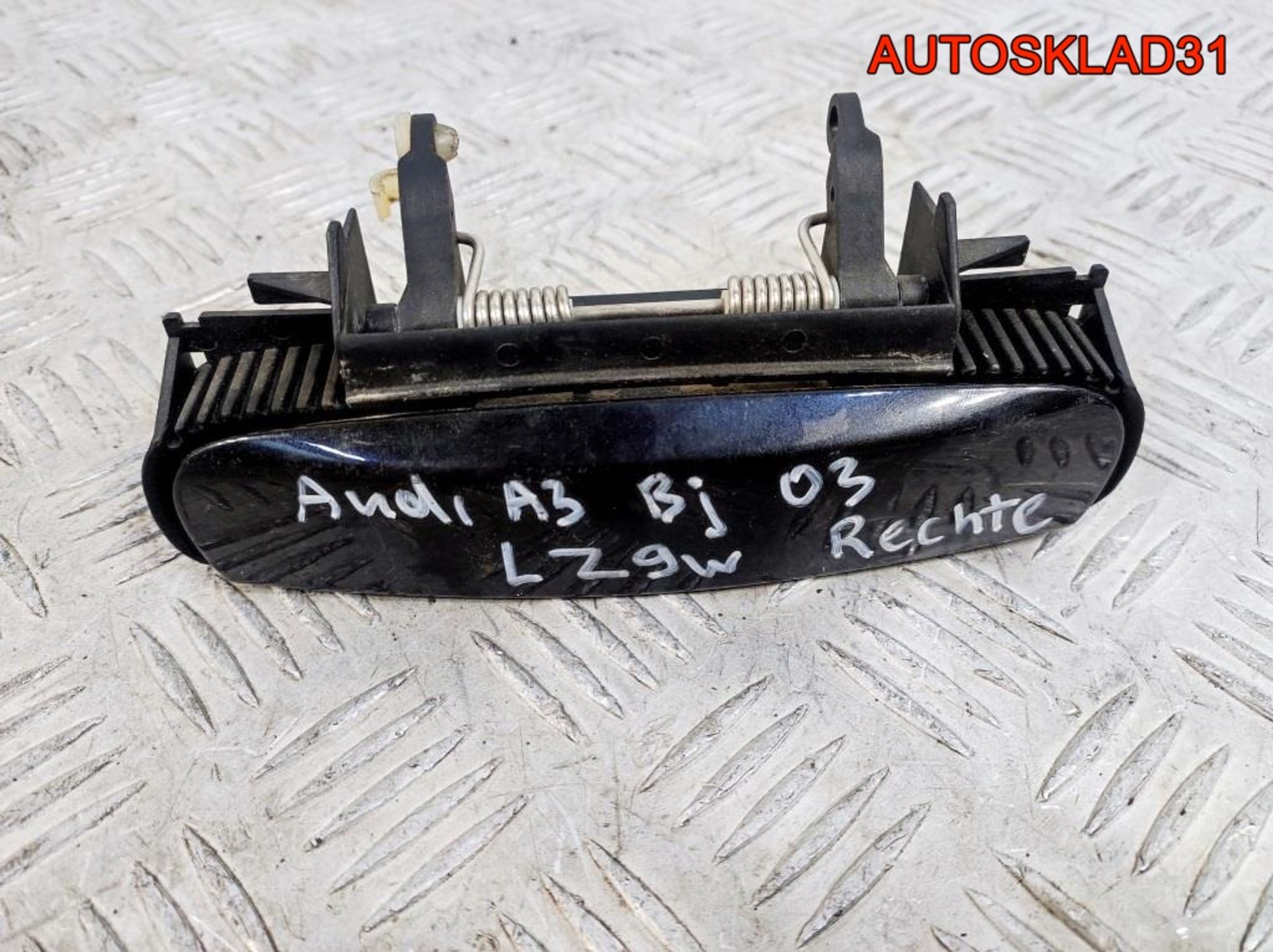 Ручка двери наружная левая Audi A3 8L 4B0839885, 900 рублей, Дубовое
