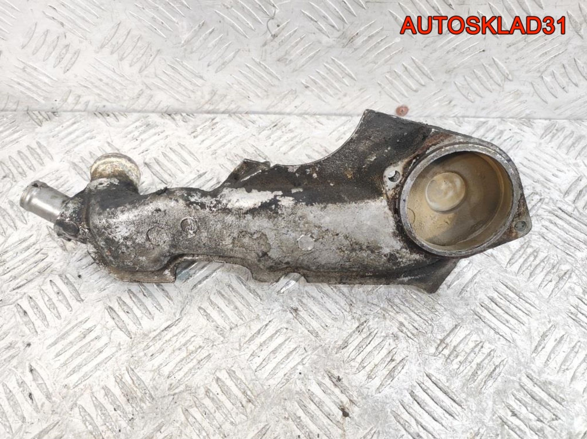 Корпус термостата Audi A6 C5 2,4 ARJ Бензин 078121121J, 10000 рублей, Дубовое