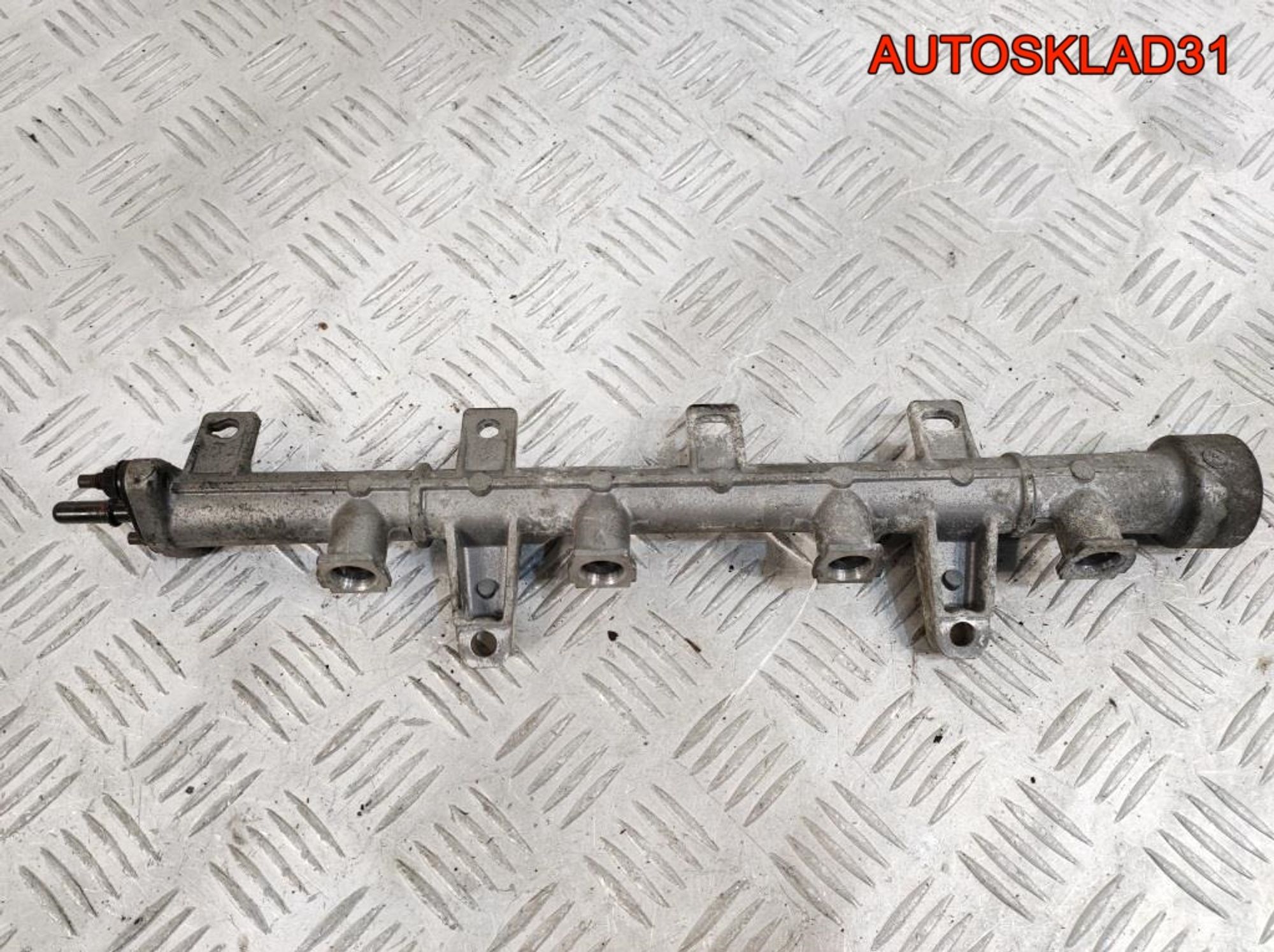 Рейка топливная Hyundai Getz 1,4 G4EE 3534026900, 500 рублей, Дубовое