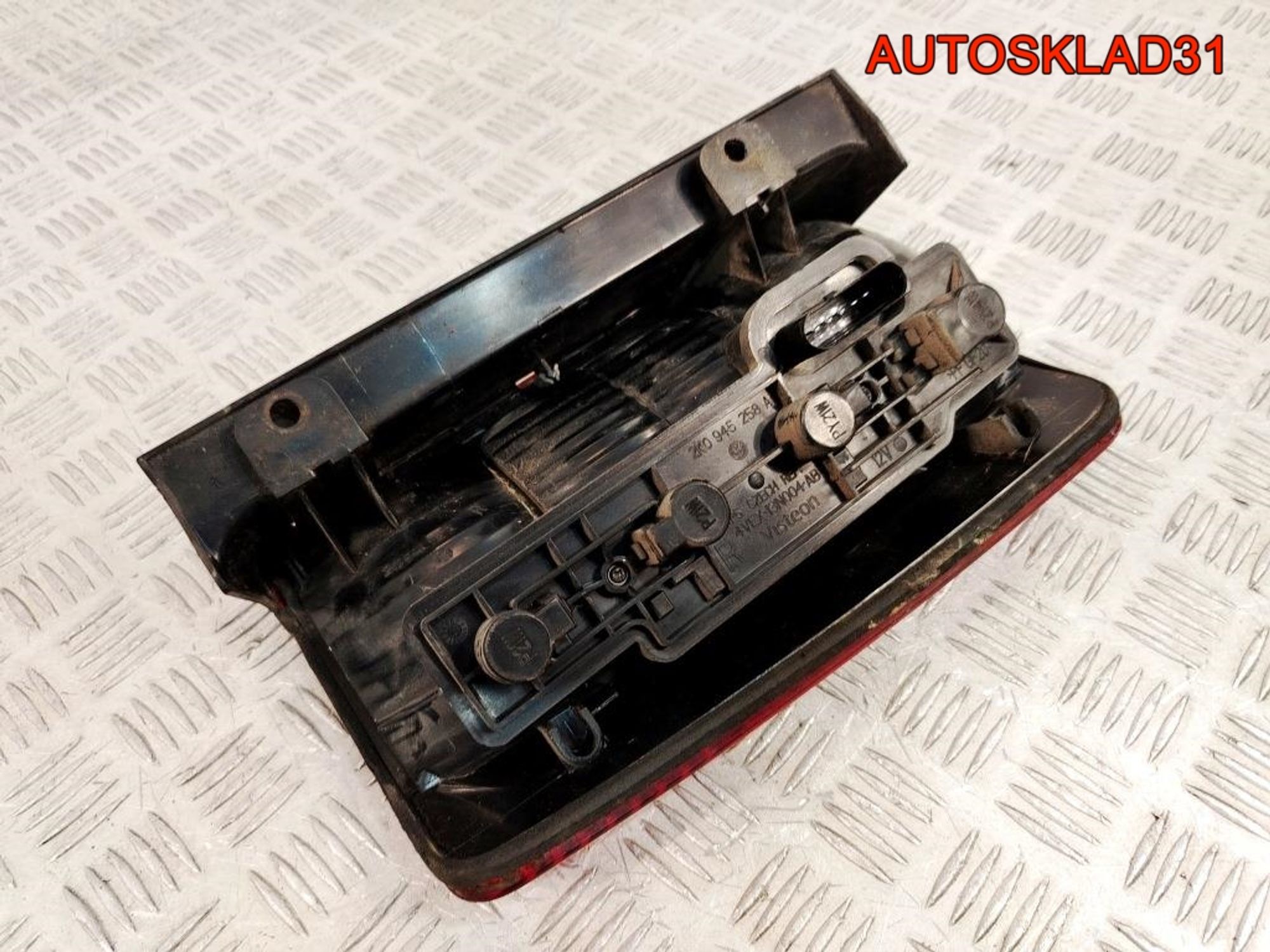 Фонарь задний правый Volkswagen 2004-2010 2K0945112A, 7000 рублей, Дубовое