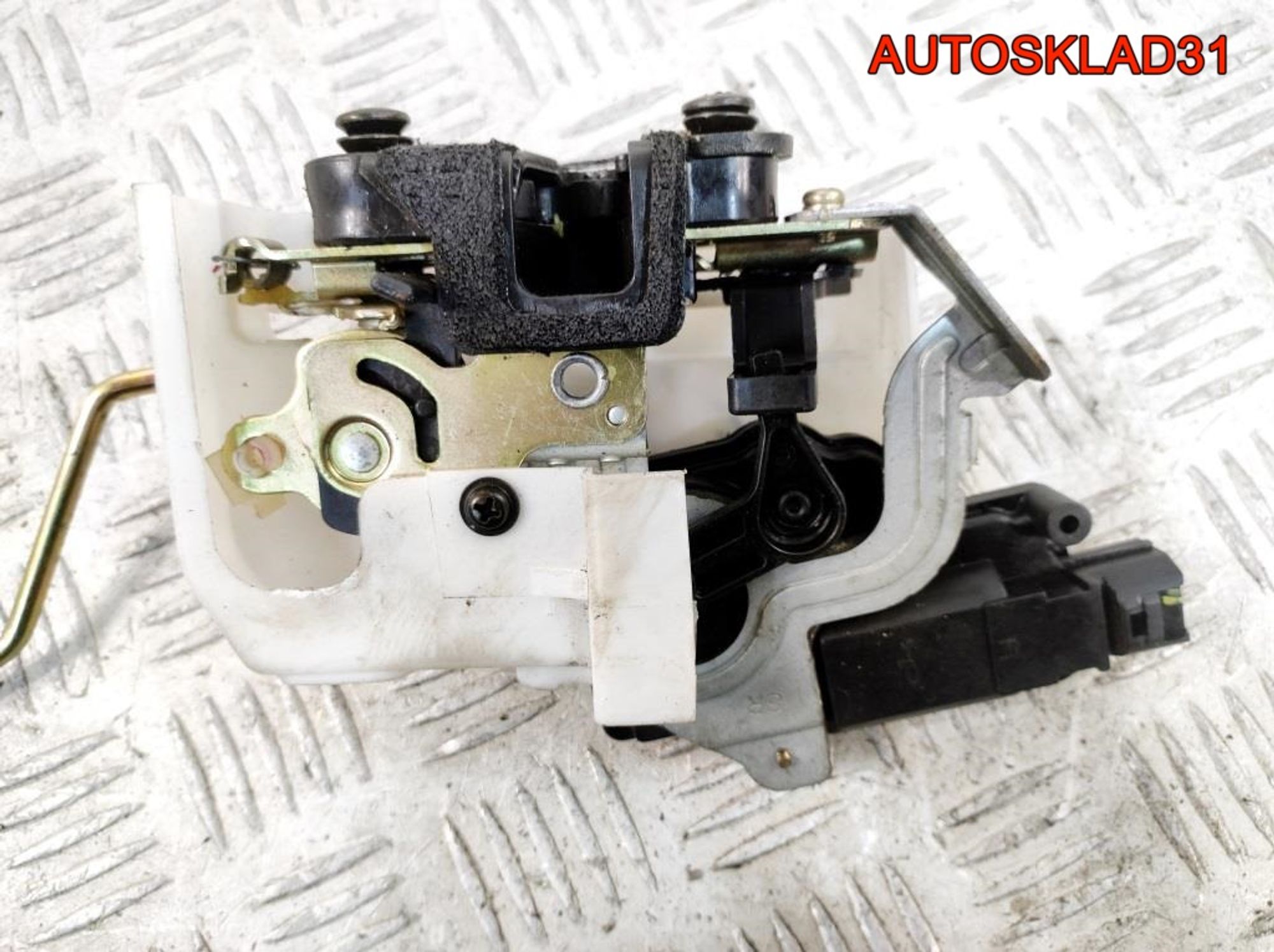 Замок двери задней правой Kia Picanto 8142007020EQ, 1200 рублей, Дубовое