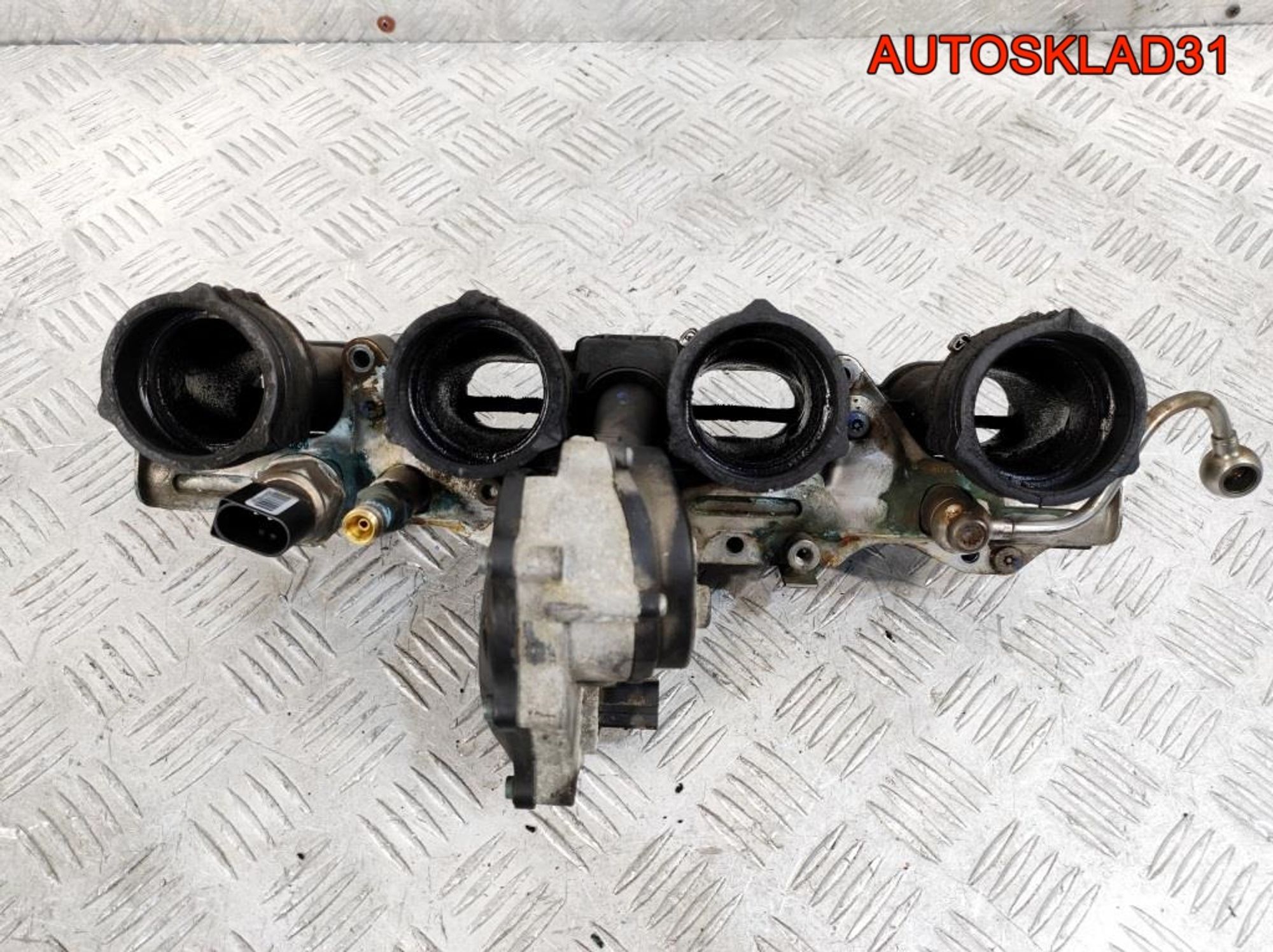 Рейка топливная VW Passat B6 2,0 BLR 06D133209T, 4500 рублей, Дубовое