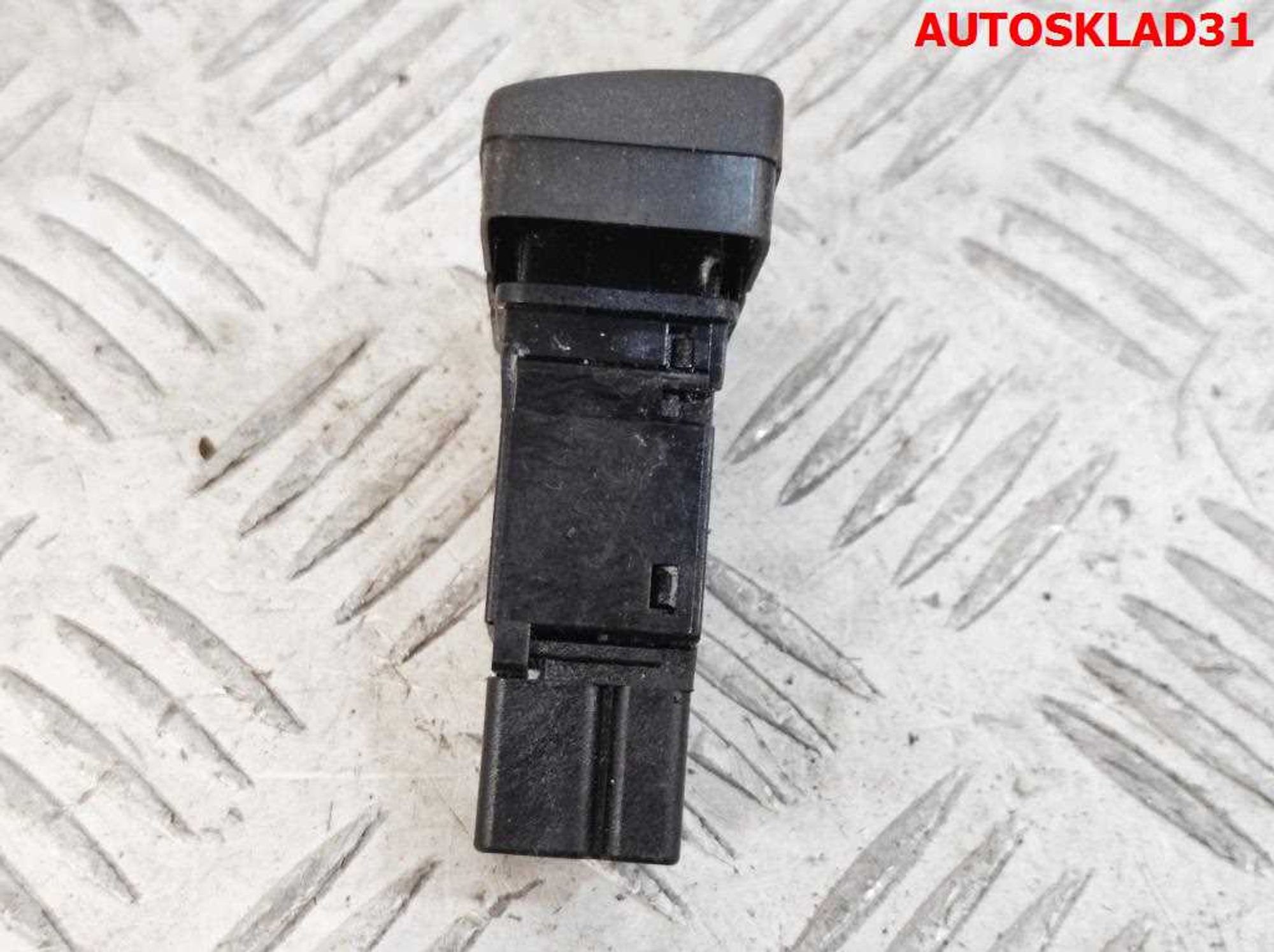 Кнопка аварийной сигнализации Nissan Primera P11 252902F020, 600 рублей, Дубовое