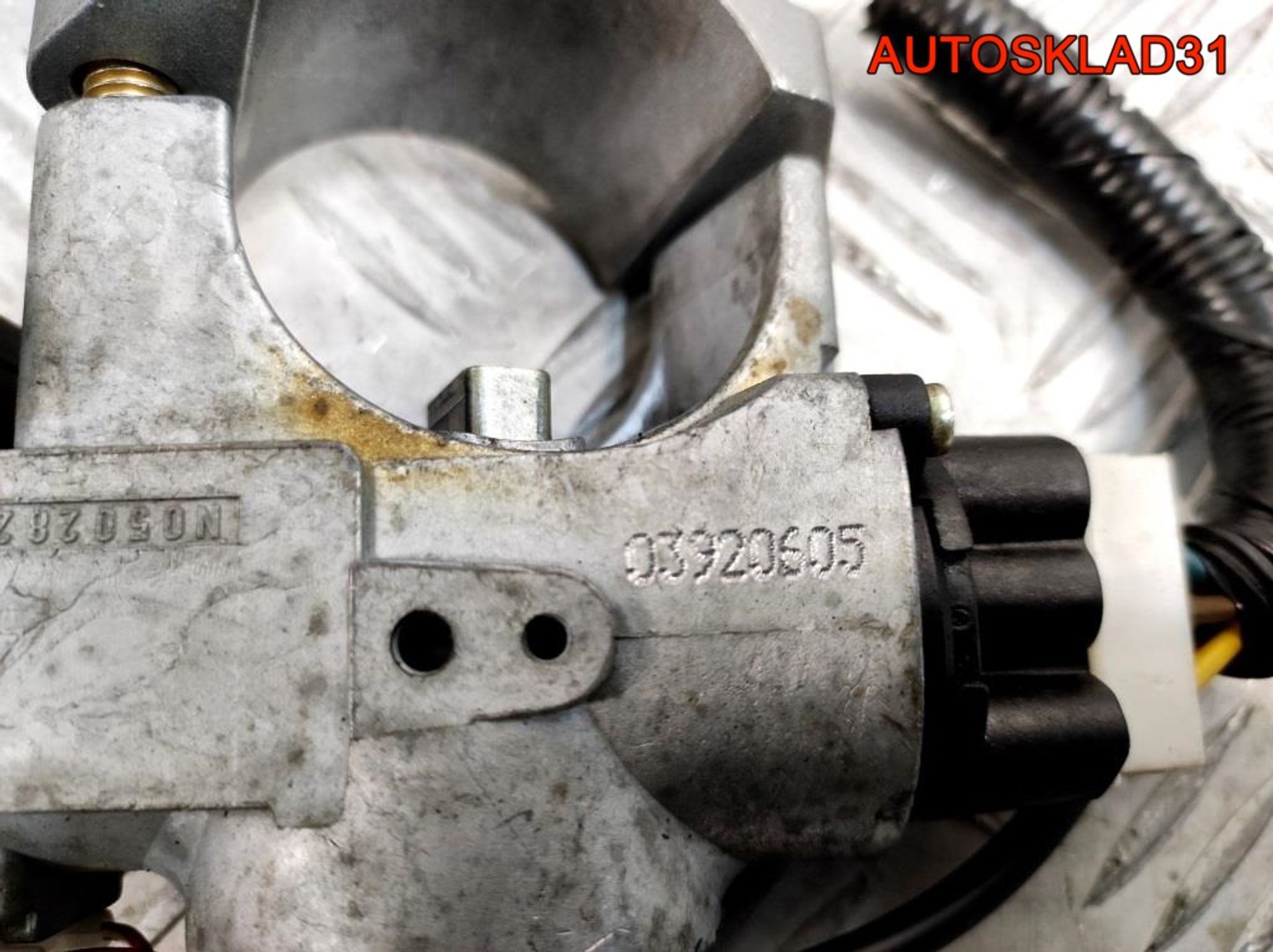 Замок зажигания МКПП Nissan Note E11 D87009U00A, 2000 рублей, Дубовое