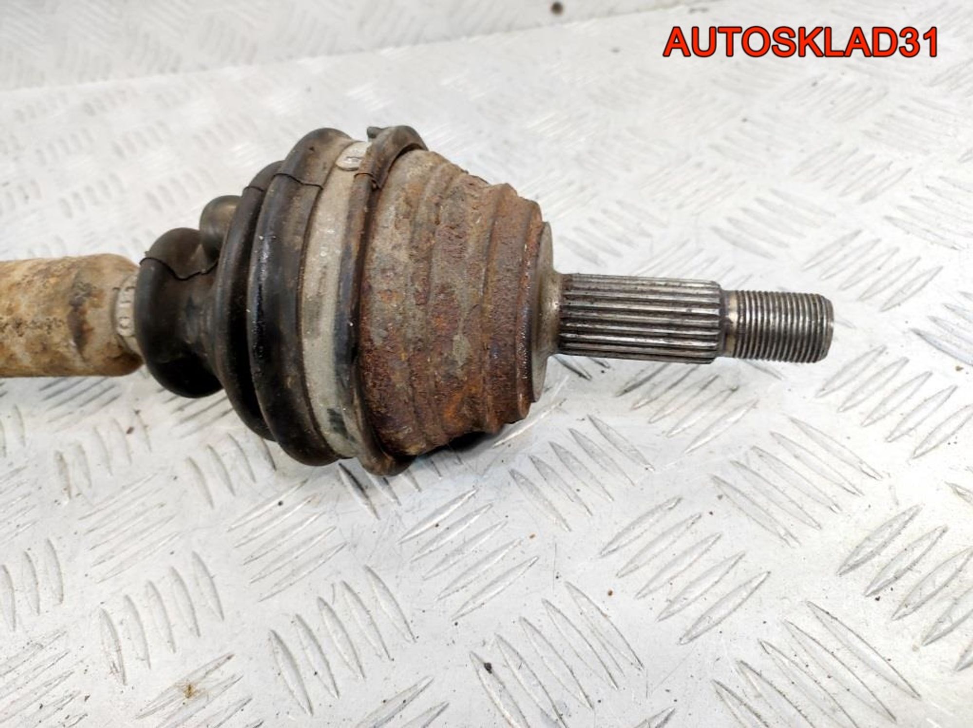 Полуось передняя правая VW Passat B3 1,8 Бензин, 2700 рублей, Дубовое