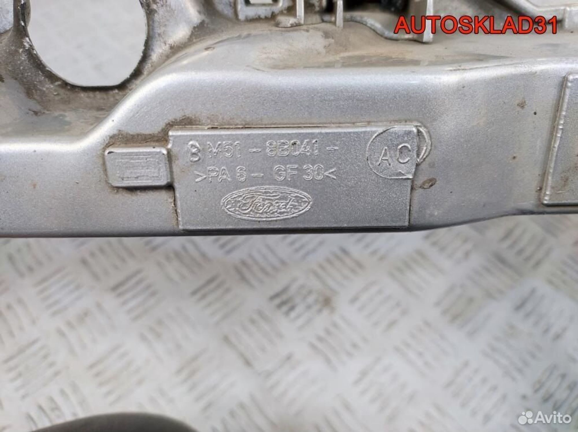 Панель передняя Ford Focus 2 Рестайлинг 8M518B041AC, 18000 рублей, Дубовое