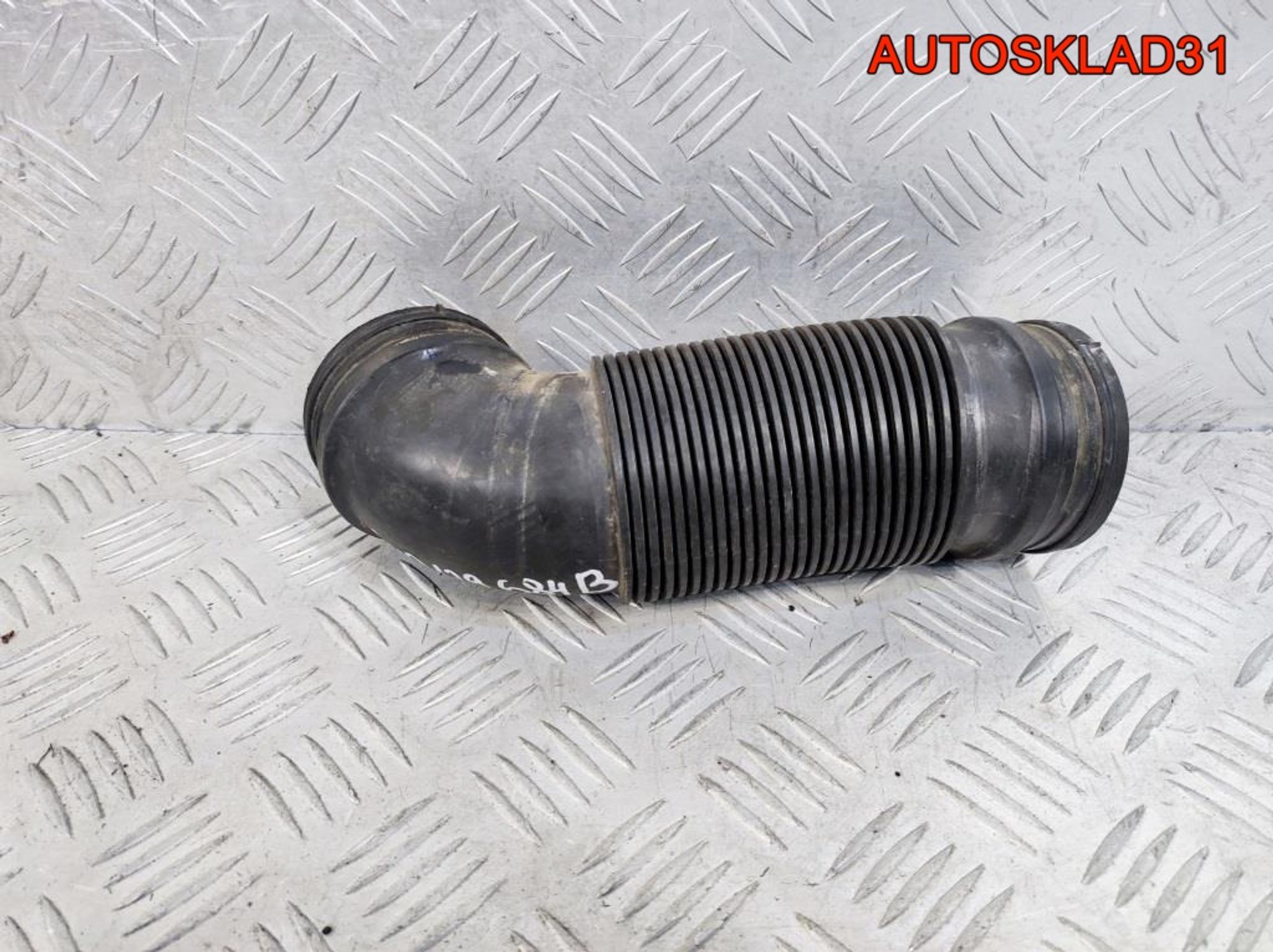 Патрубок воздушный VW Passat B6 1K0129684B, 900 рублей, Дубовое