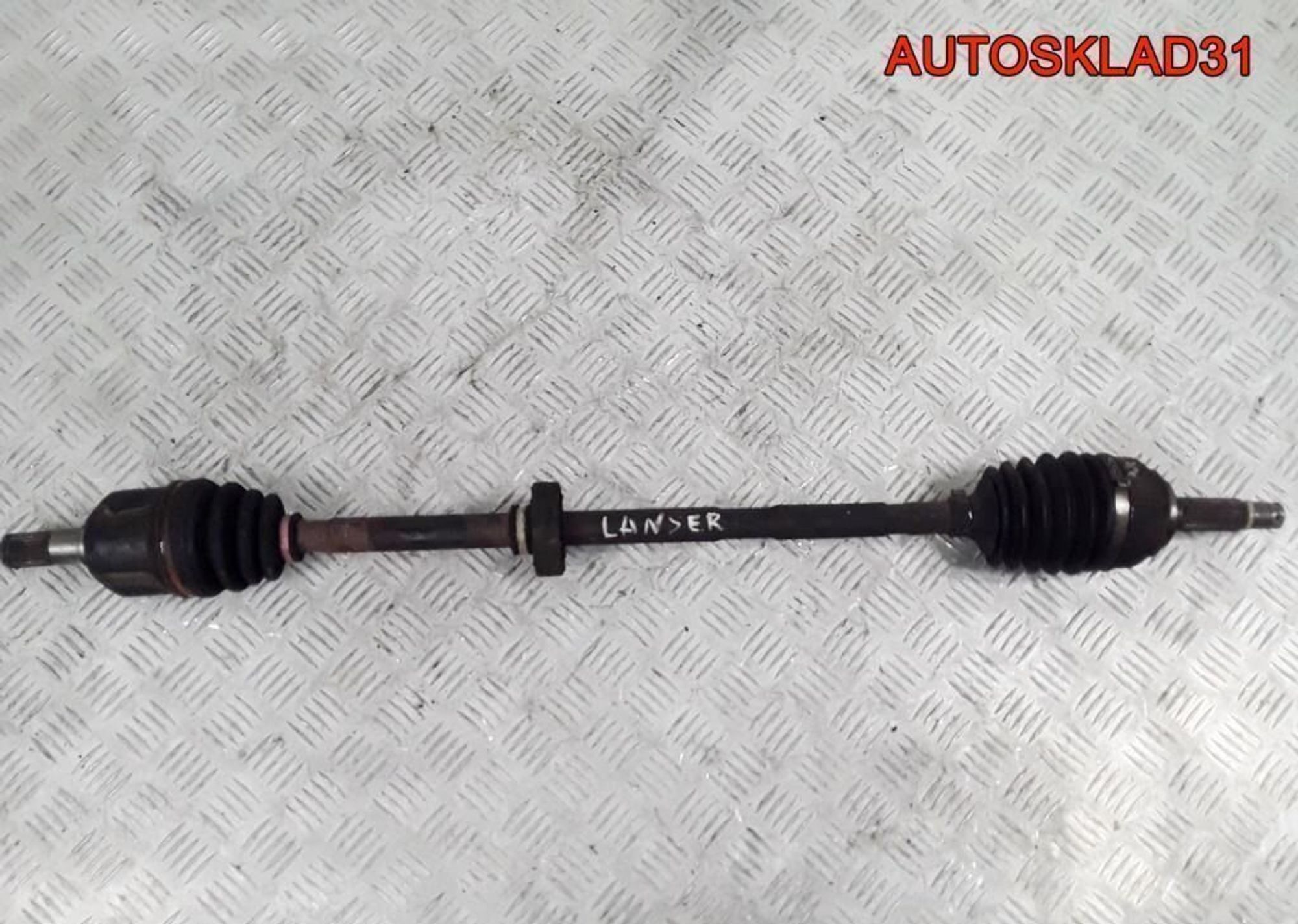 Полуось передняя правая Mitsubishi Lancer CB МКПП, 1800 рублей, Дубовое