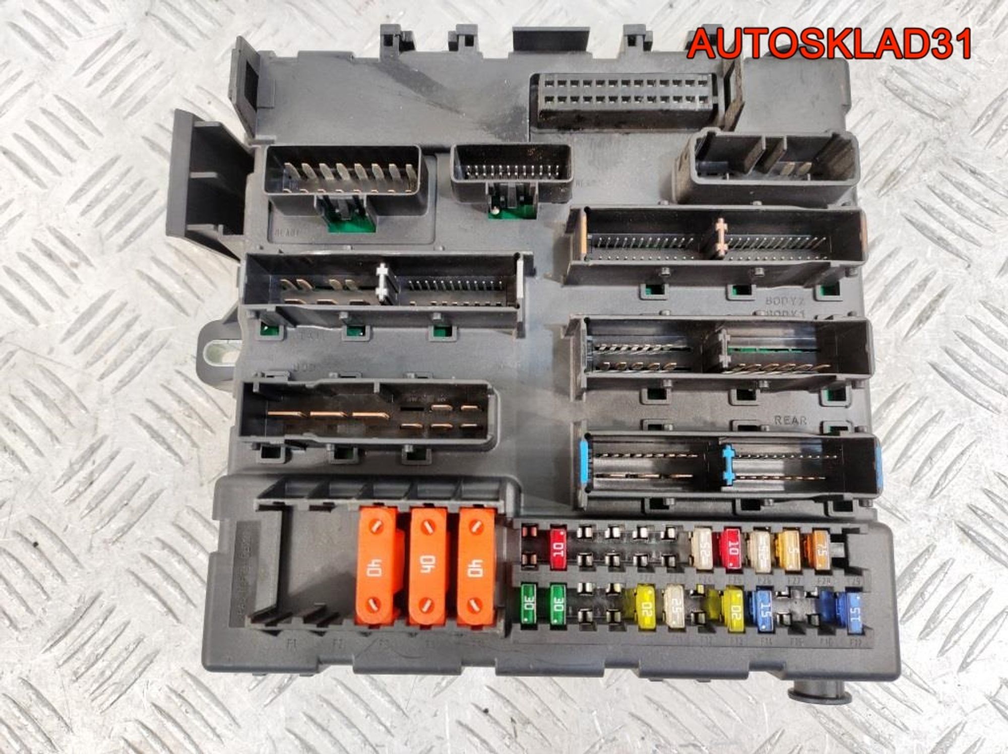 Блок предохранителей Opel Vectra C 13112914, 1400 рублей, Дубовое