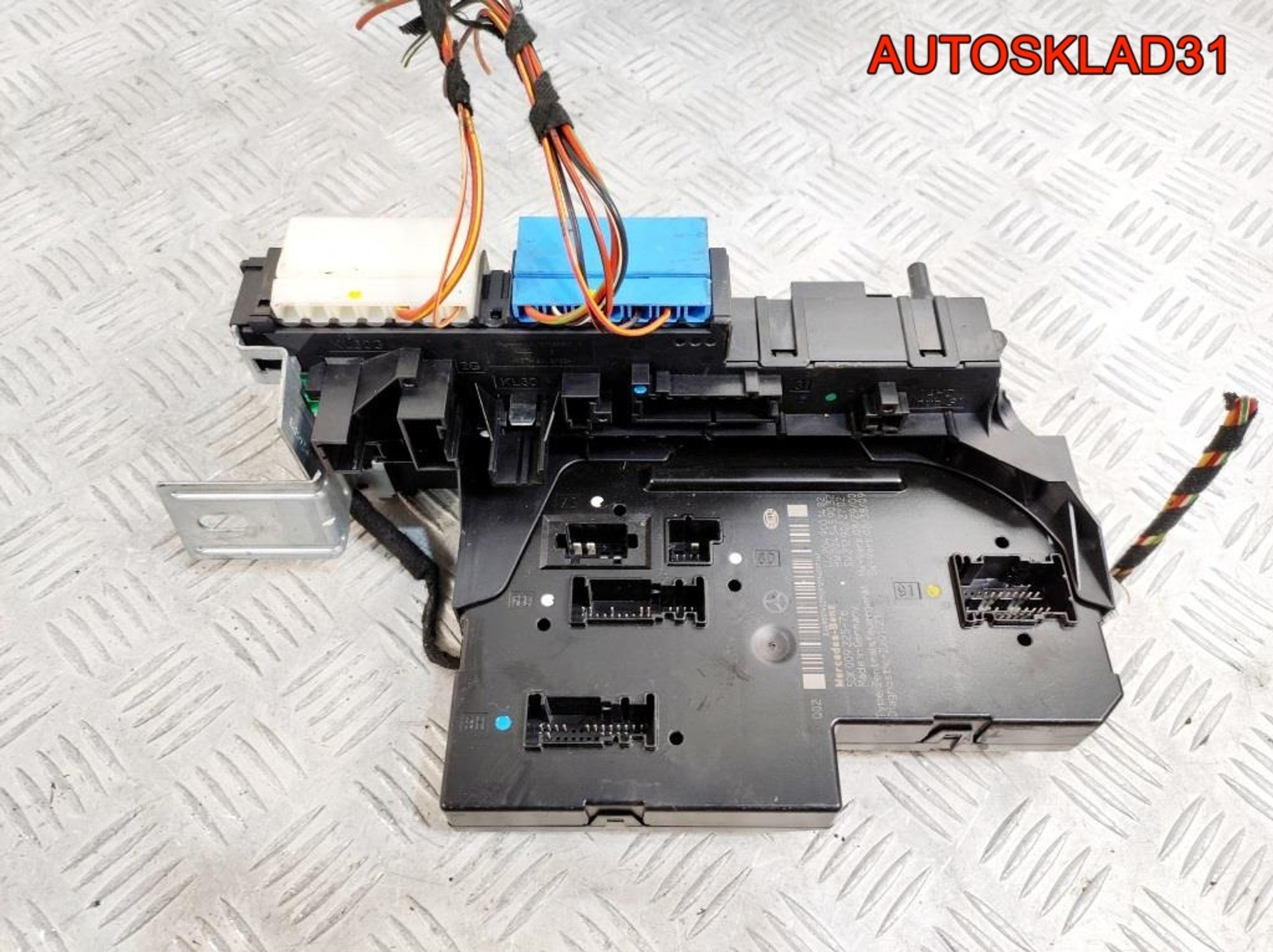 Блок предохранителей Mercedes GLK X204 A2049001402, 8500 рублей, Дубовое