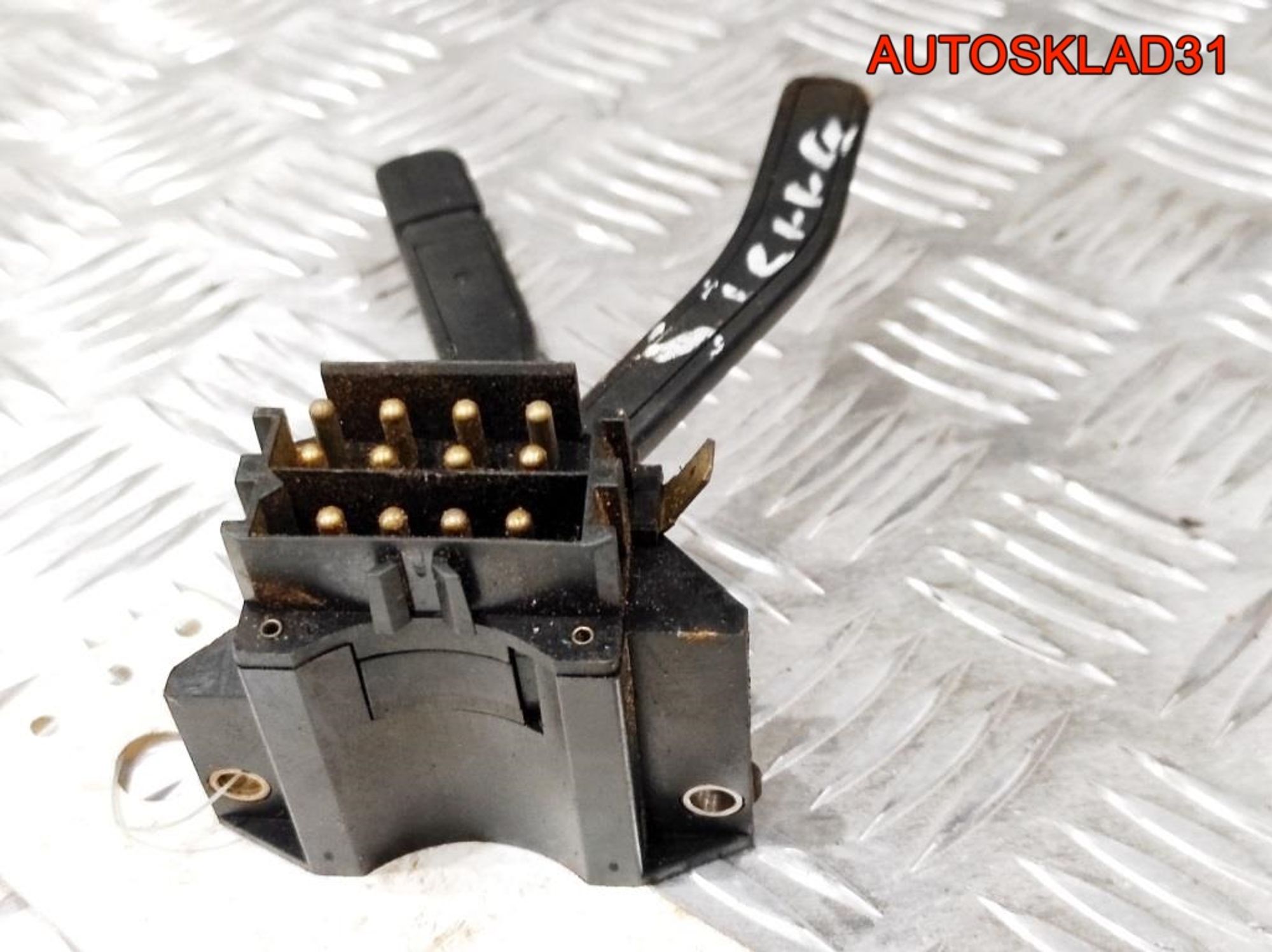 Переключатель стеклоочистителей Ford Sierra 87BG11K665DA, 1000 рублей, Дубовое