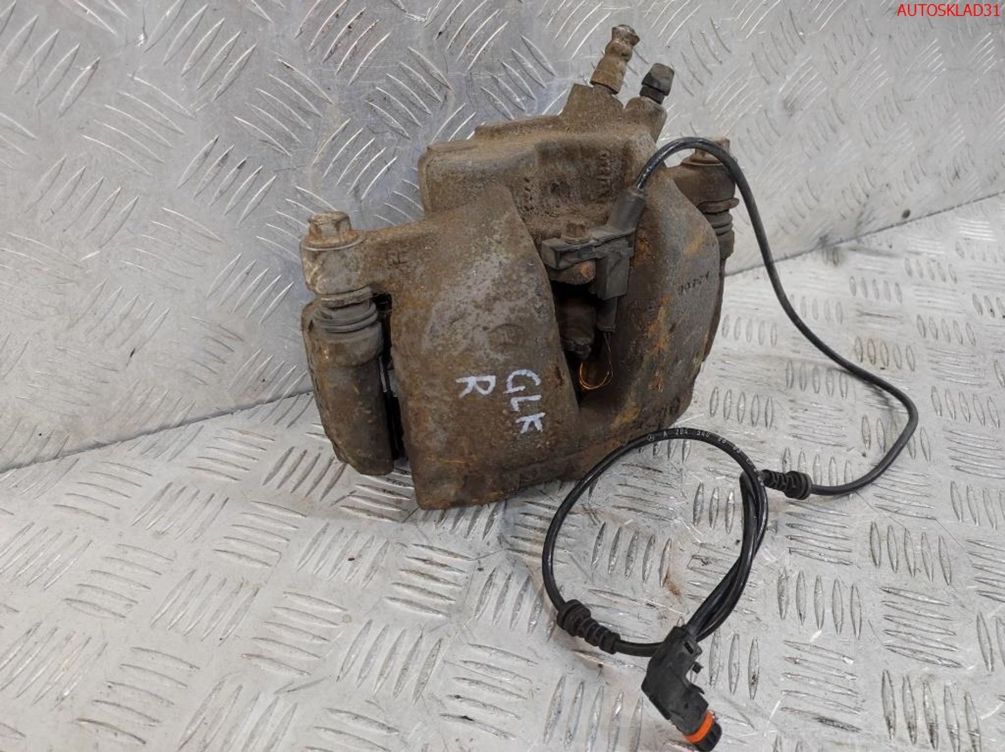 Суппорт тормозной передний правый Mercedes GLK 2,2 651.912, 2500 рублей, Дубовое