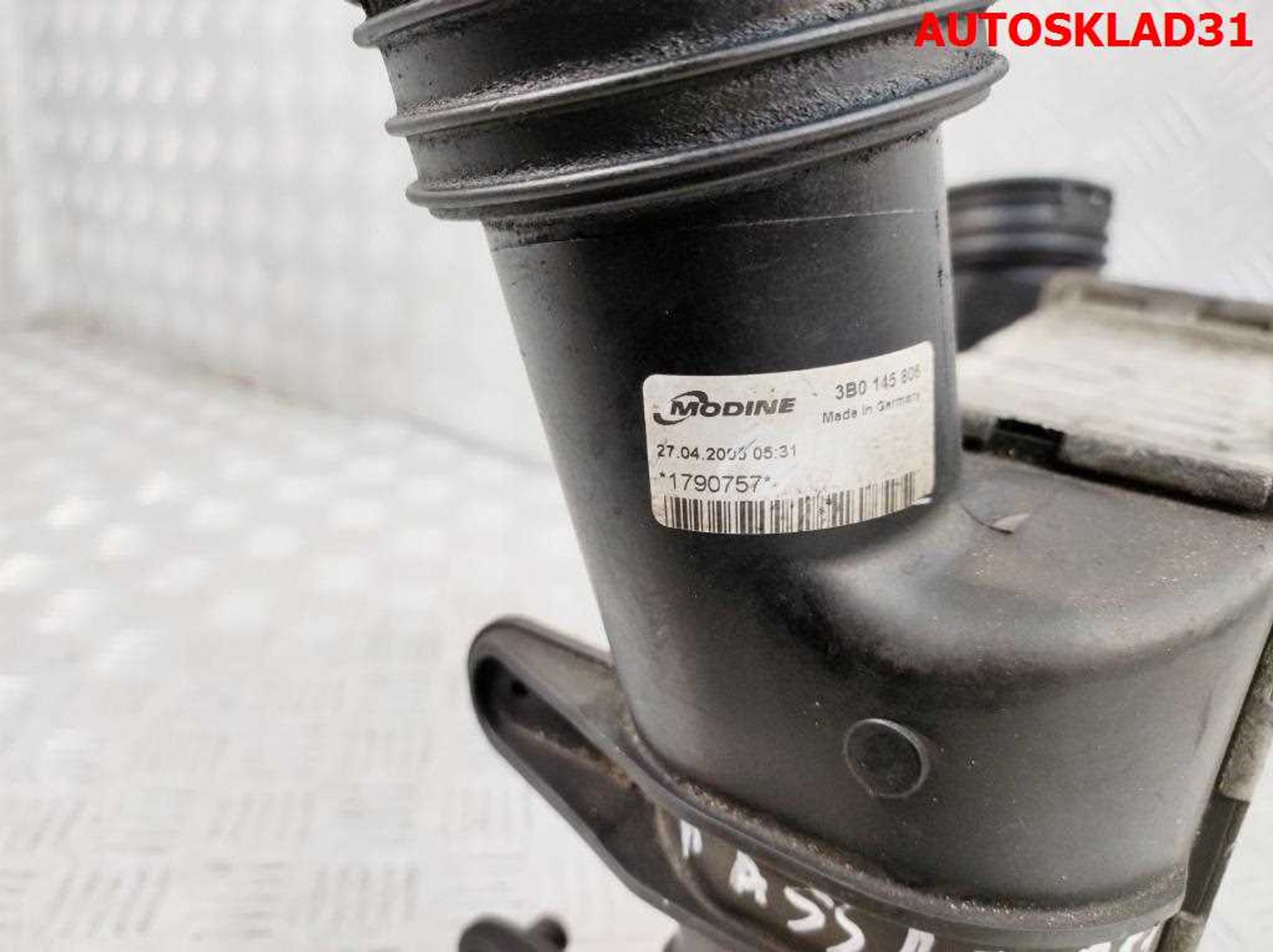 Интеркулер Volkswagen Passat B5+ 3B0145806 Дизель, 3000 рублей, Дубовое