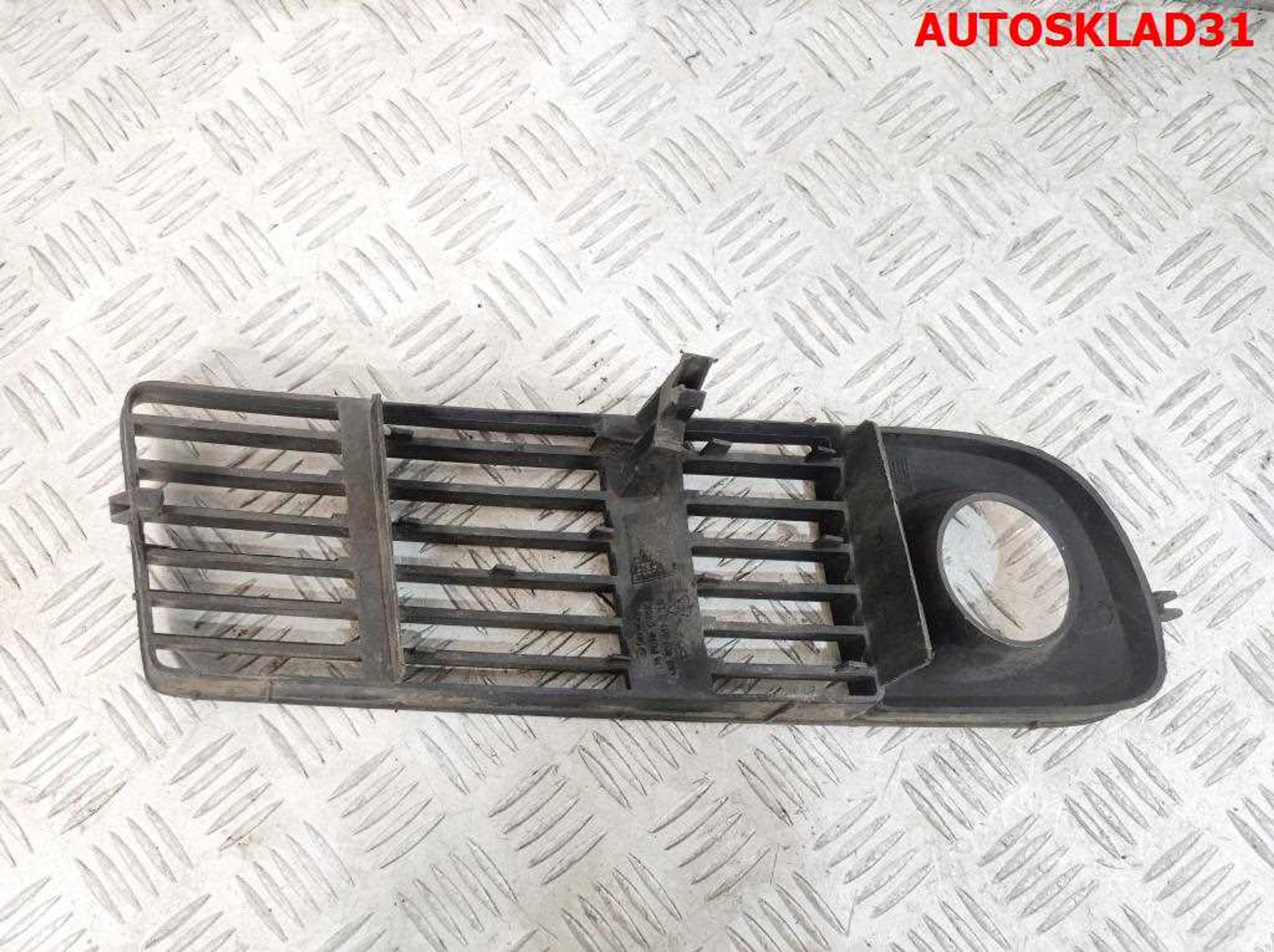 Решетка в бампер левая  Audi A6 C5 4B0807681G Дорест, 2500 рублей, Дубовое