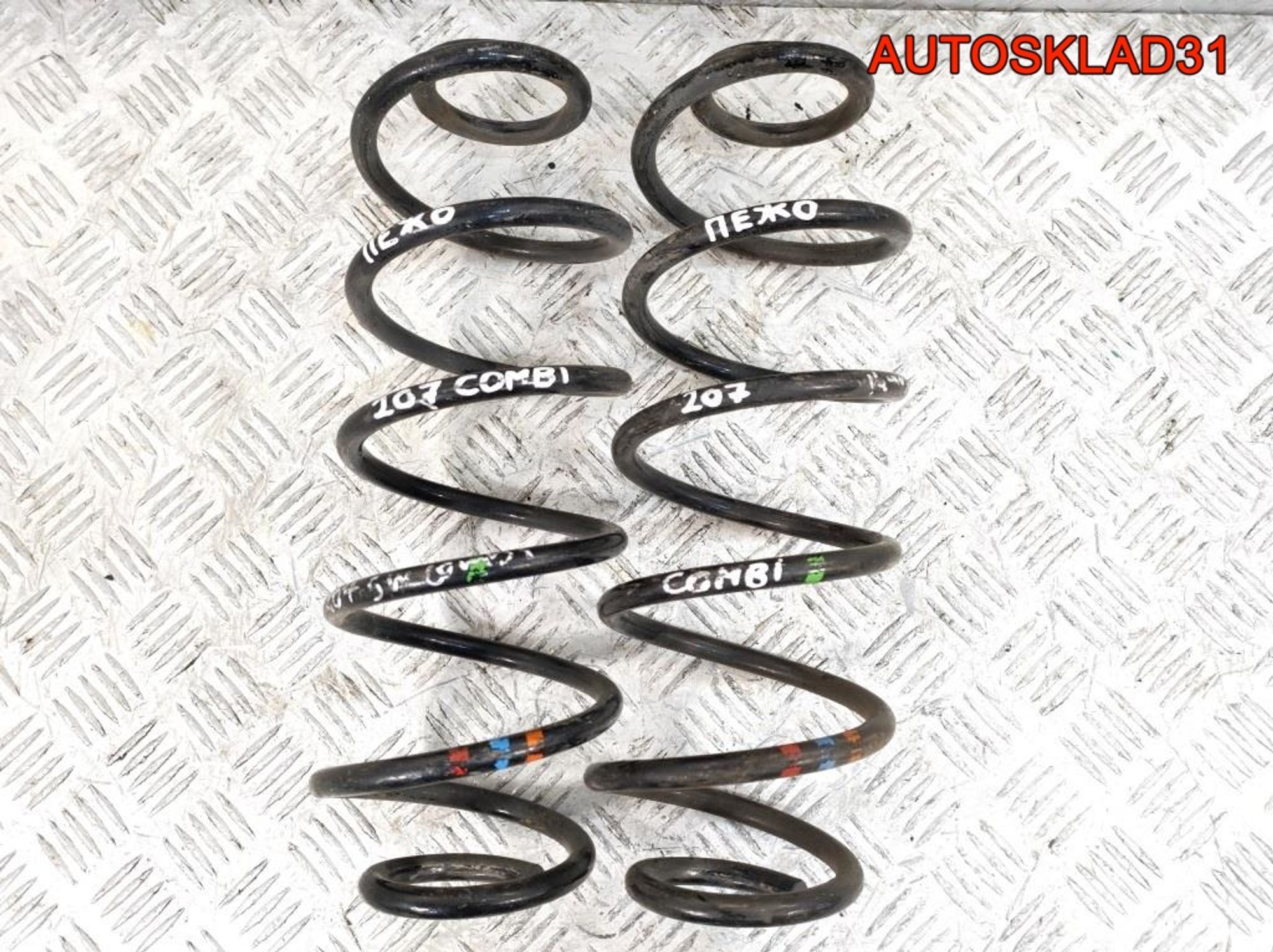 Пружина подвески задняя Комплект Peugeot 207 Универсал, 2000 рублей, Дубовое