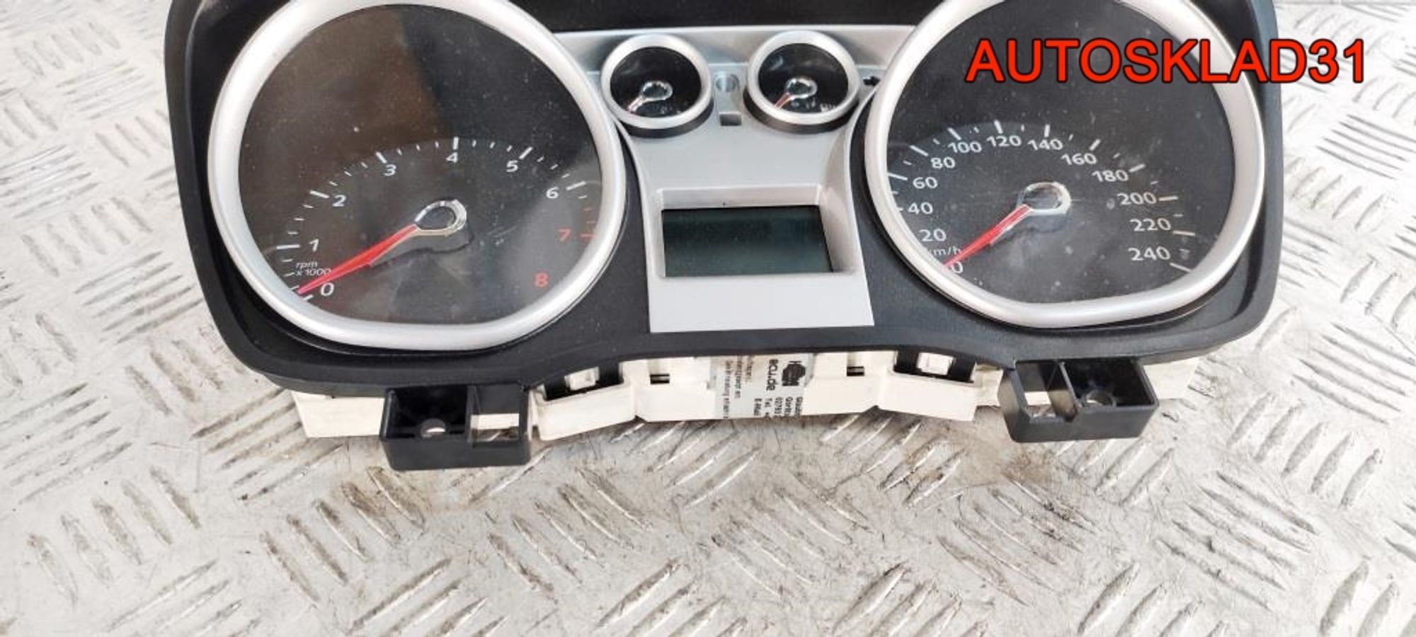 Панель приборов Ford Focus 2 Бензин АКПП 8V4T10849EJ, 20000 рублей, Дубовое