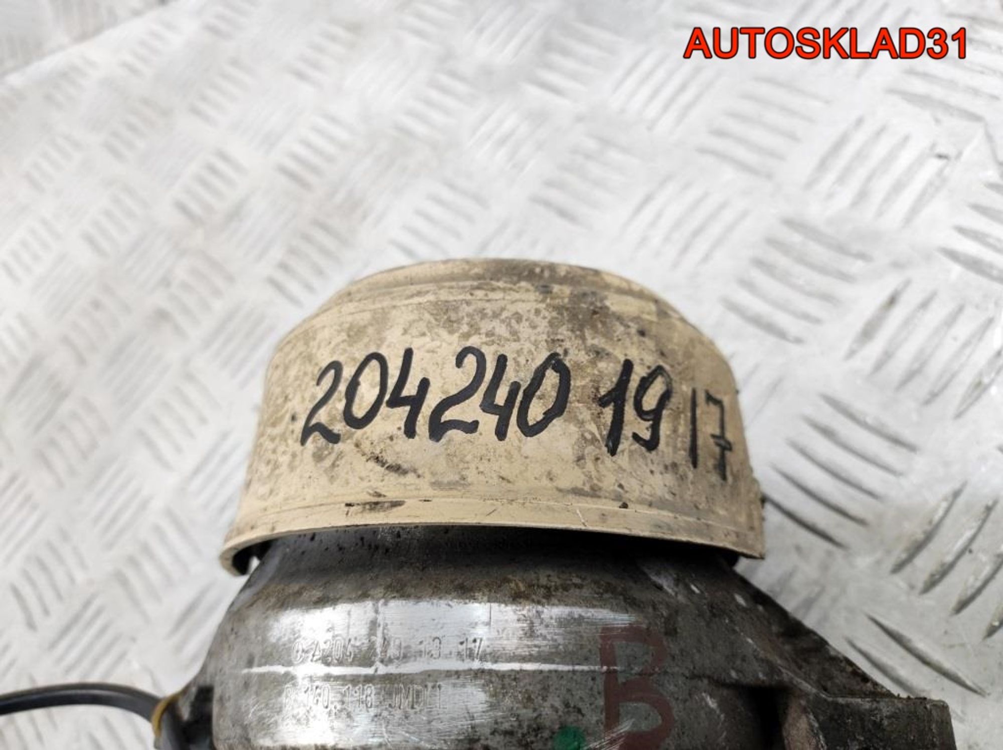 Опора двигателя правая Mercedes X204 A2042401917, 7000 рублей, Дубовое