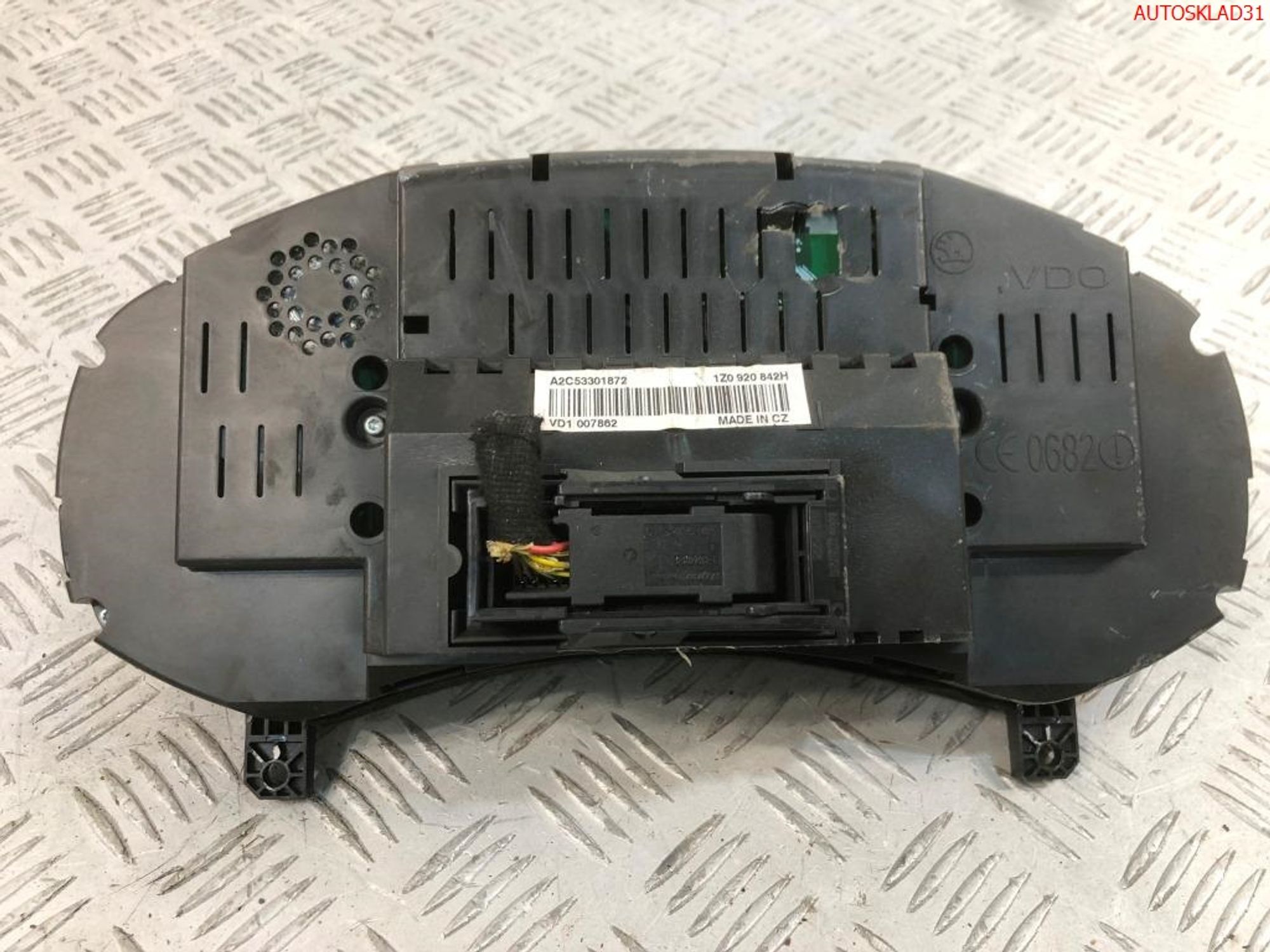 Панель приборов Skoda Octavia A5 1Z0920842H дизель, 14000 рублей, Дубовое