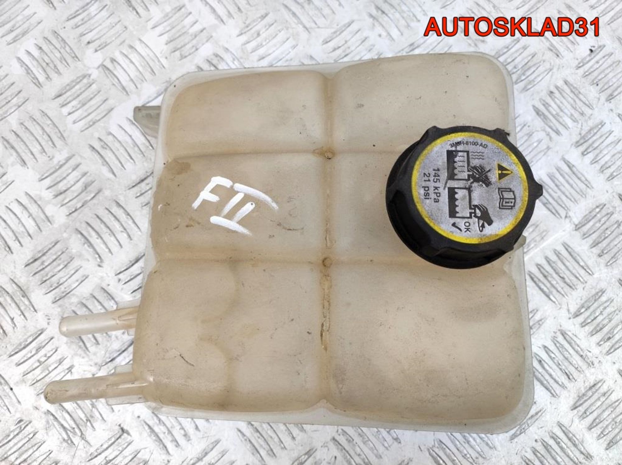 Бачок расширительный Ford Focus 2 3M5H8K218AH, 2000 рублей, Дубовое