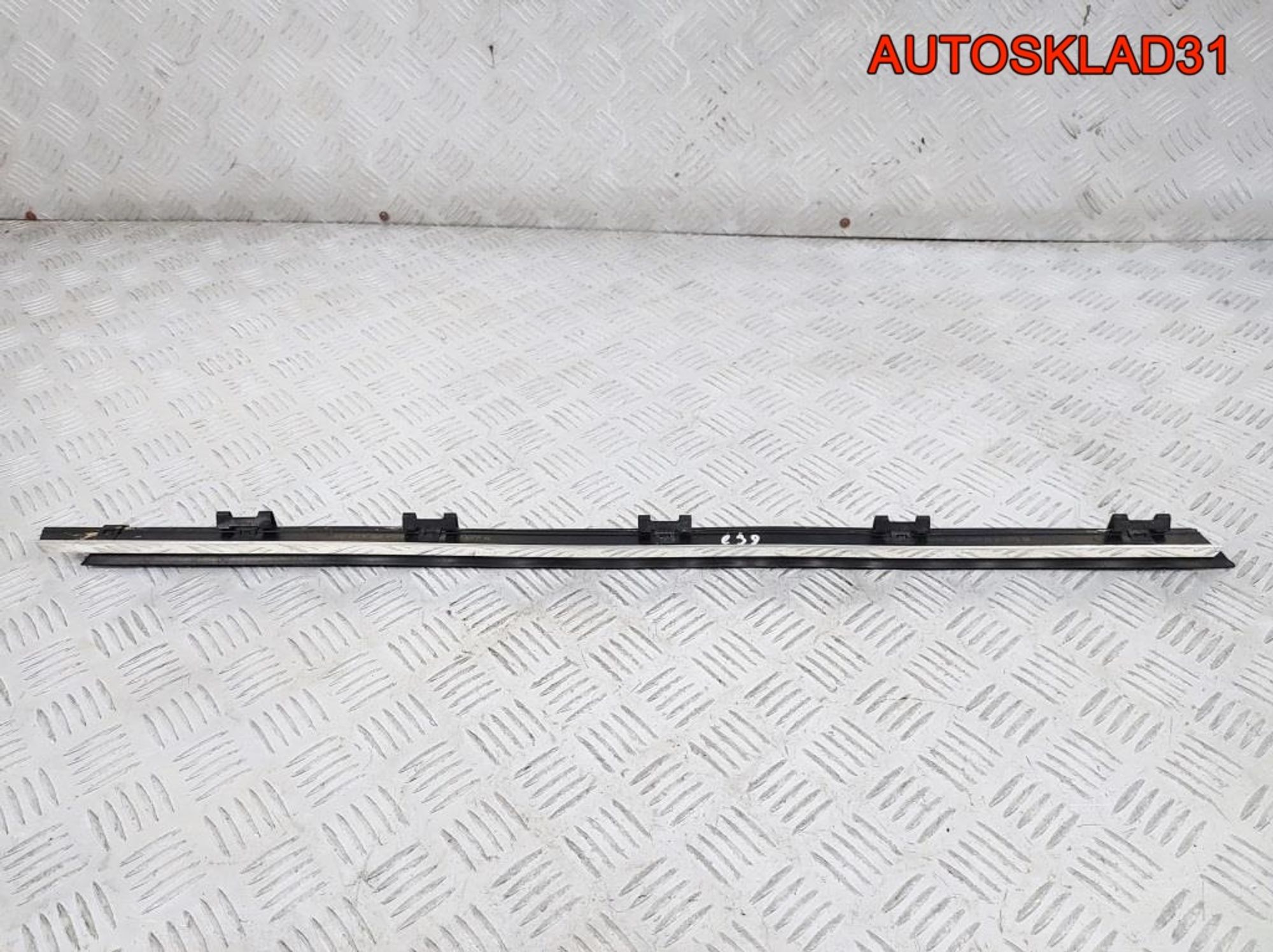 Накладка стекла переднего левого BMW E39, 1300 рублей, Дубовое