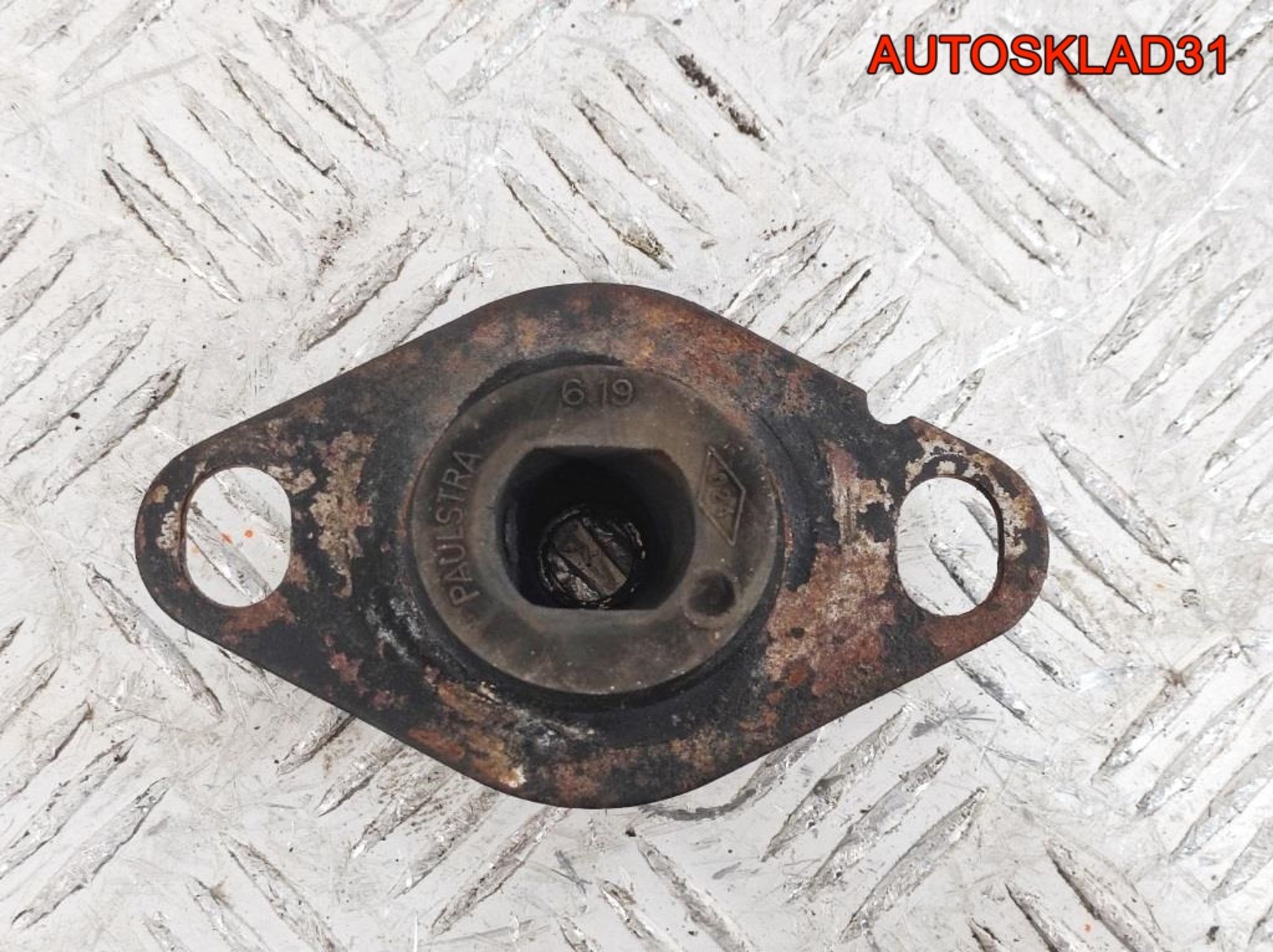 Опора МКПП левая Renault Megane 1 1,6 K4M 7700788318, 1000 рублей, Дубовое