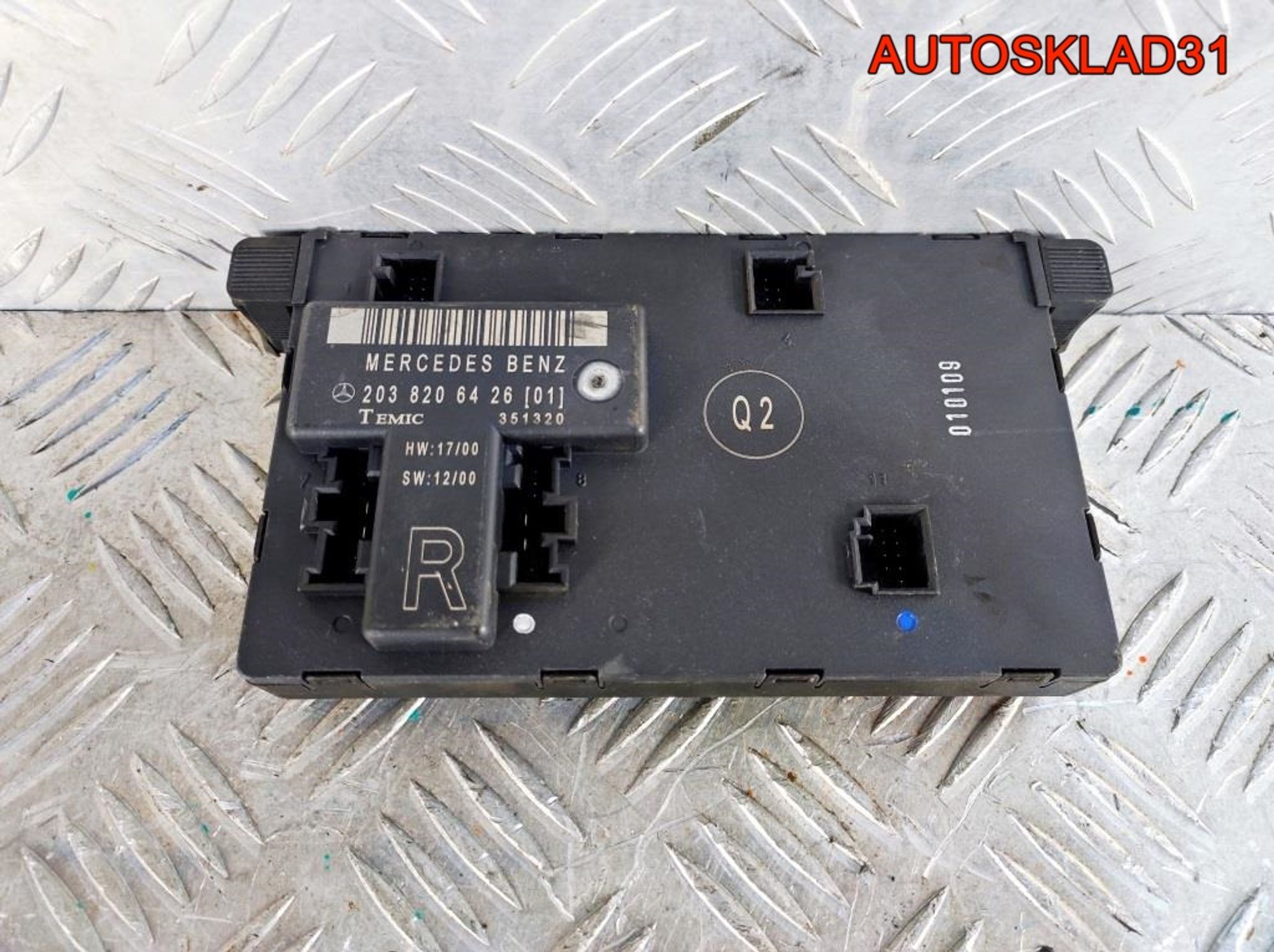 Блок комфорта п/п двери Mercedes W203 A2038206426, 1300 рублей, Дубовое