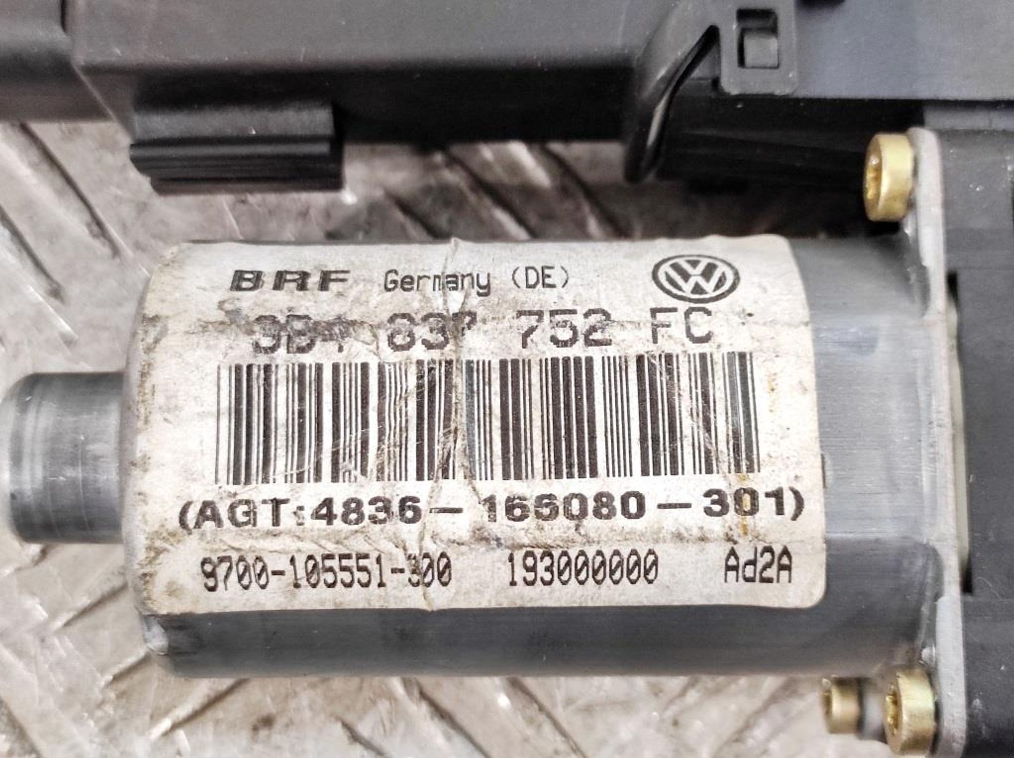 Моторчик стеклоподъёмника передний правый VW Passat B5 3B4837752FC, 800 рублей, Дубовое