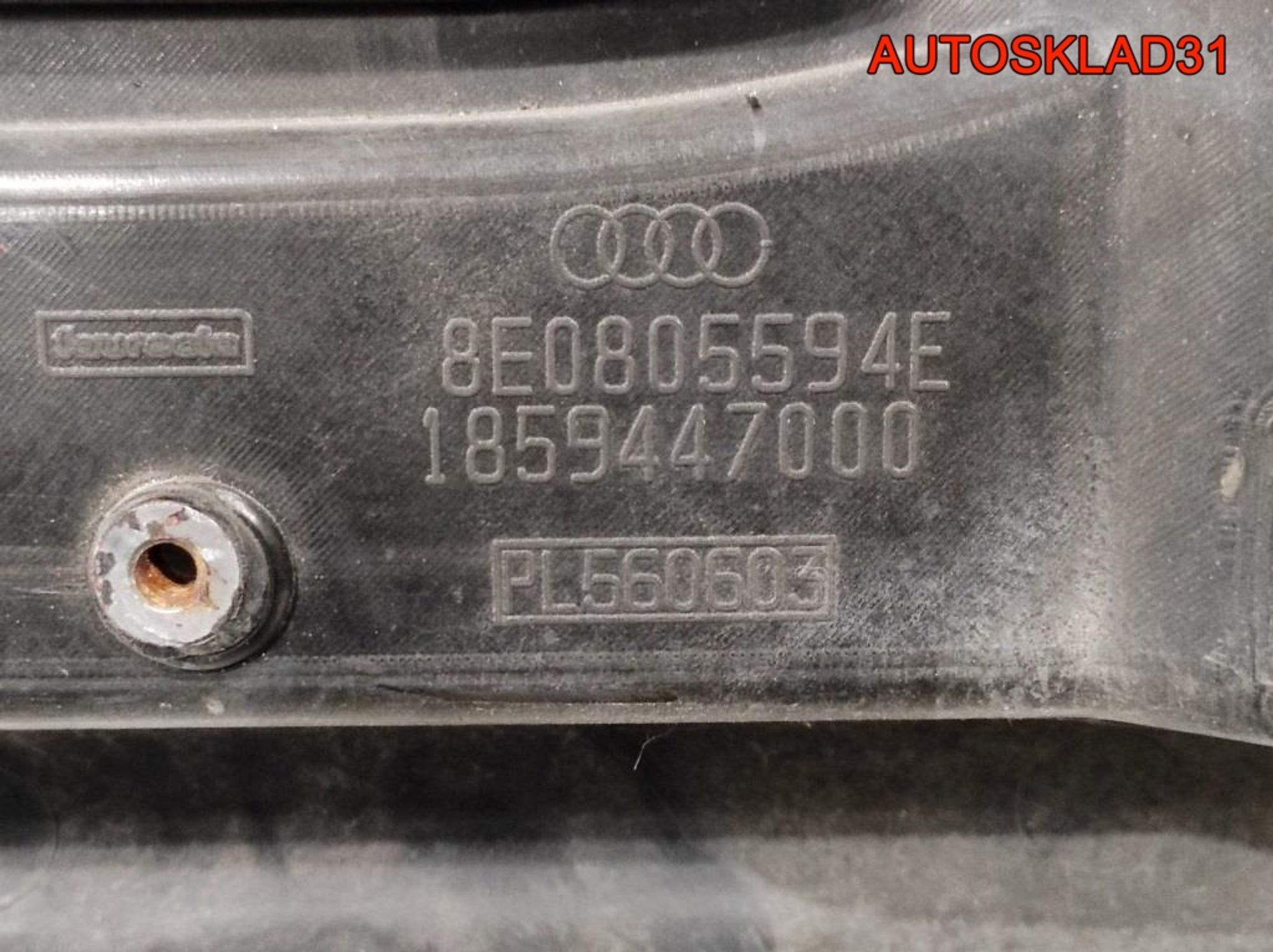 Панель передняя Audi A4 B7 2,0 TDI 8E0805594E (Р), 9000 рублей, Дубовое