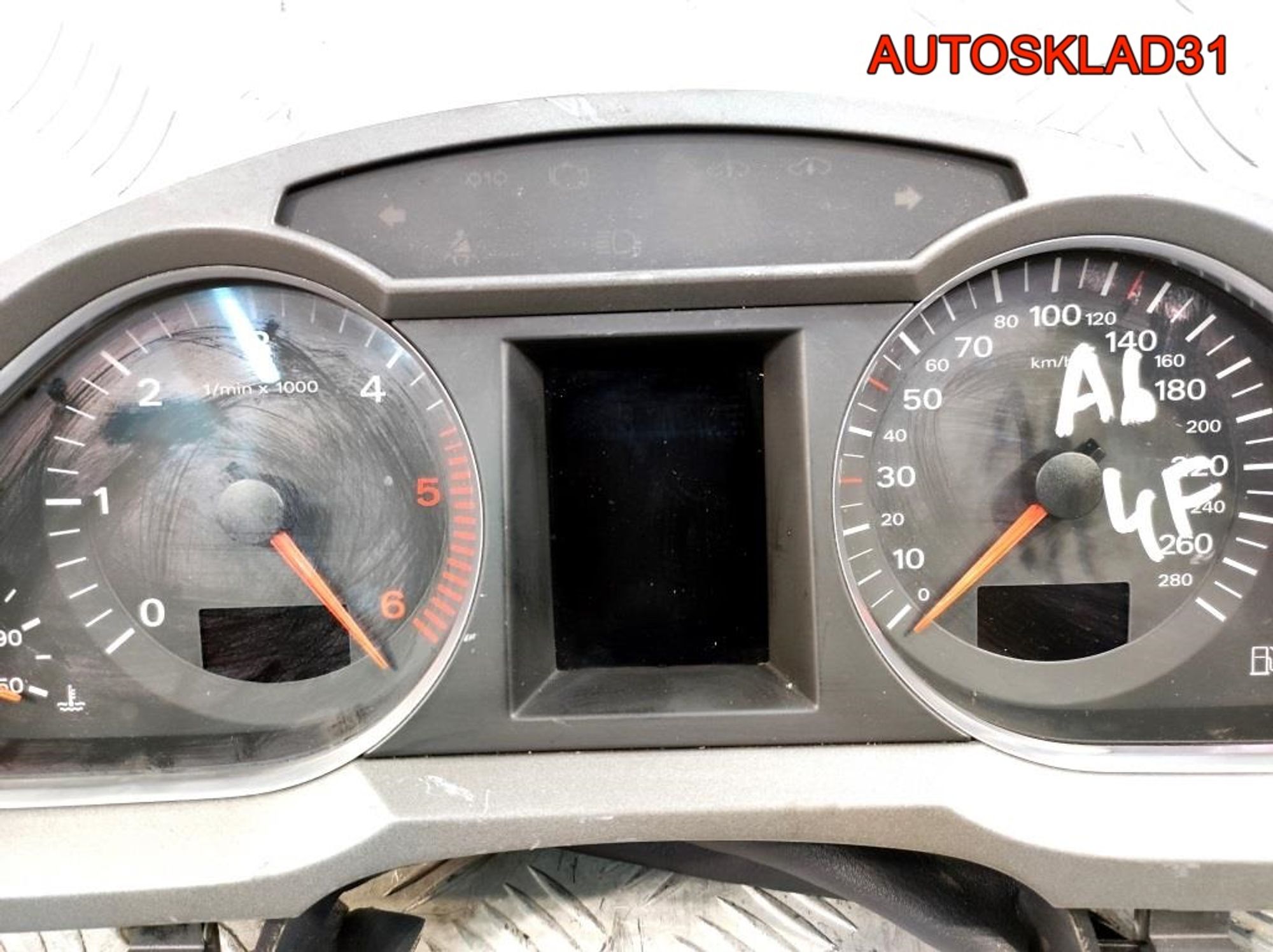 Панель приборов Audi A6 C6 3.0 BMK АКПП 4F0920900S, 9000 рублей, Дубовое