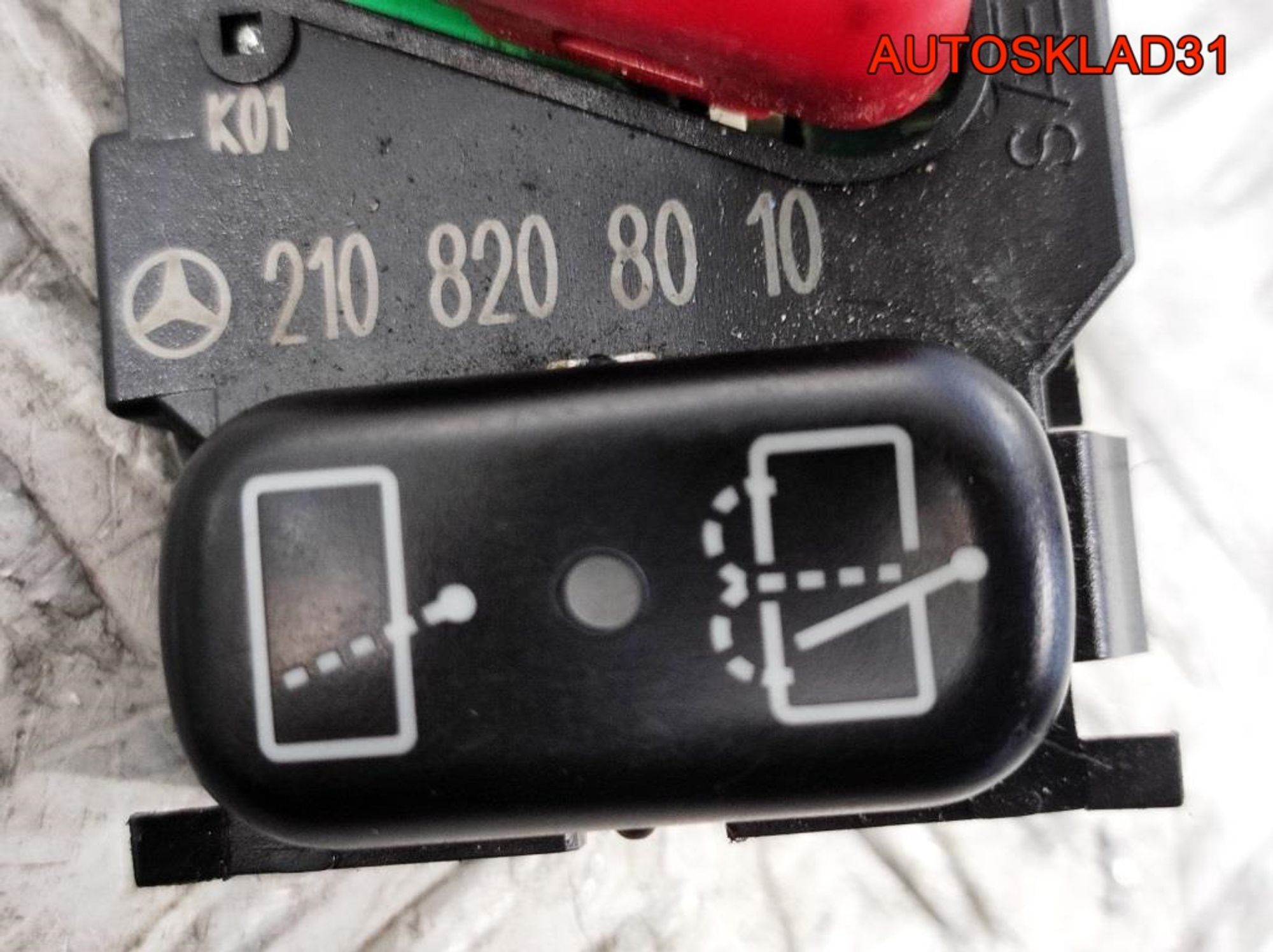 Кнопка аварийной сигнализации Mercedes Benz W210, 800 рублей, Дубовое