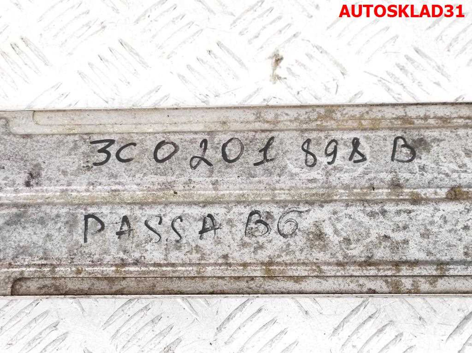 Радиатор топлива VW Passat B6 2,0 Дизель 3C0201898B, 1500 рублей, Дубовое