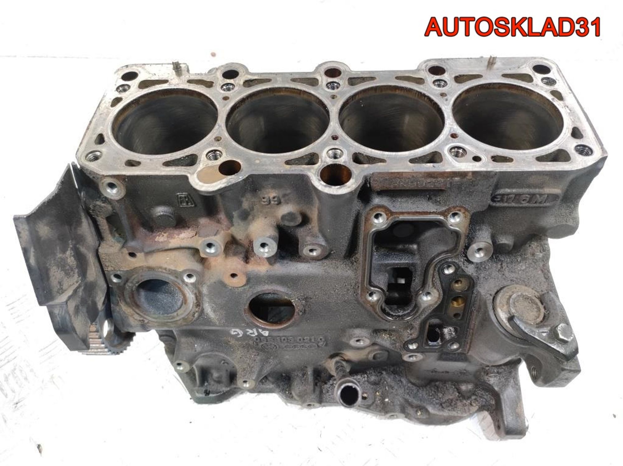 Блок цилиндров VW Passat B5 1,8 ARG Бензин 058103021G, 9000 рублей, Дубовое
