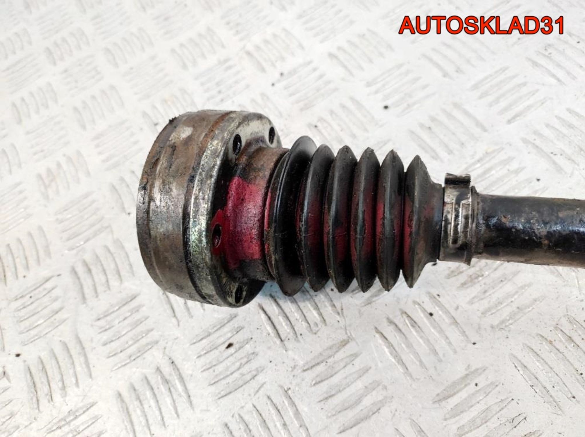 Полуось передняя левая VW Golf 3 1,4 Бензин, 2700 рублей, Дубовое