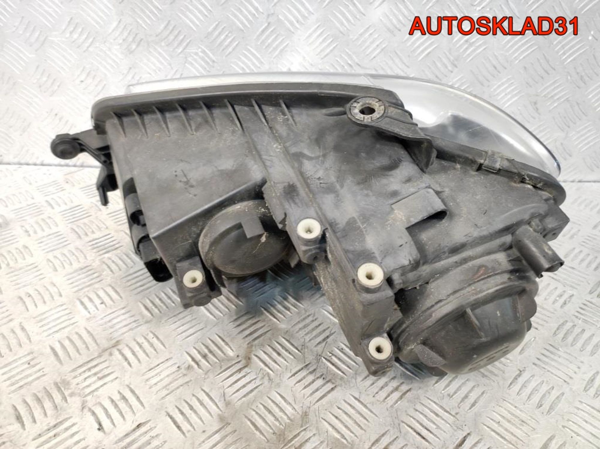 Фара правая VW Touran 1 1T1941006B Рестайлинг, 13500 рублей, Дубовое