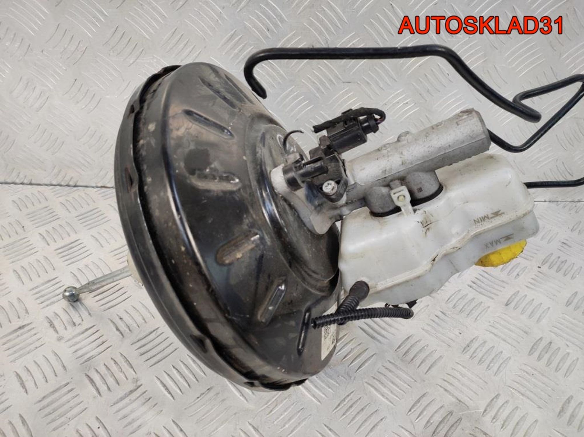 Усилитель тормозов Skoda Rapid 6C1614105L, 9000 рублей, Дубовое