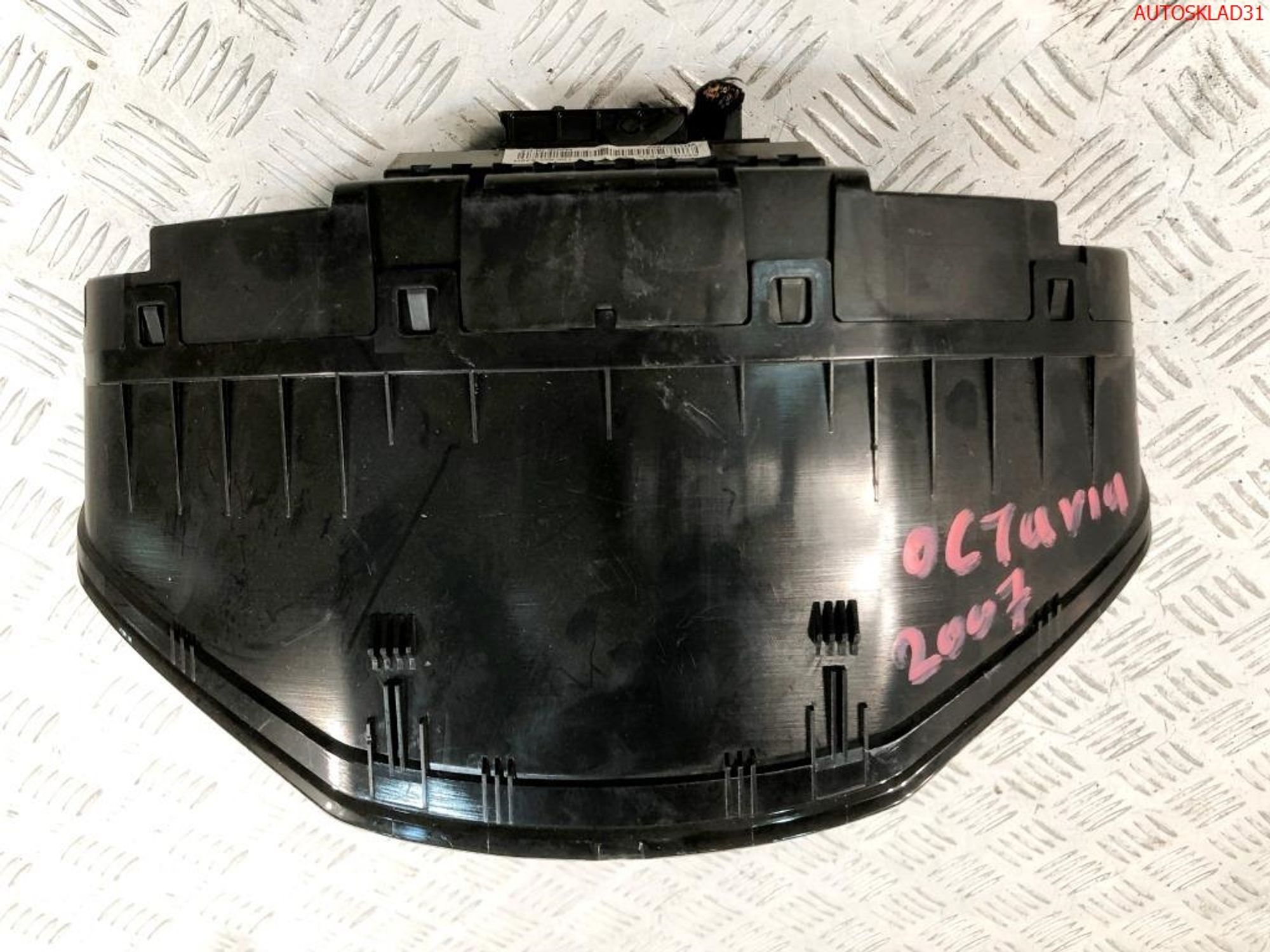 Панель приборов Skoda Octavia A5 1Z0920842H дизель, 14000 рублей, Дубовое