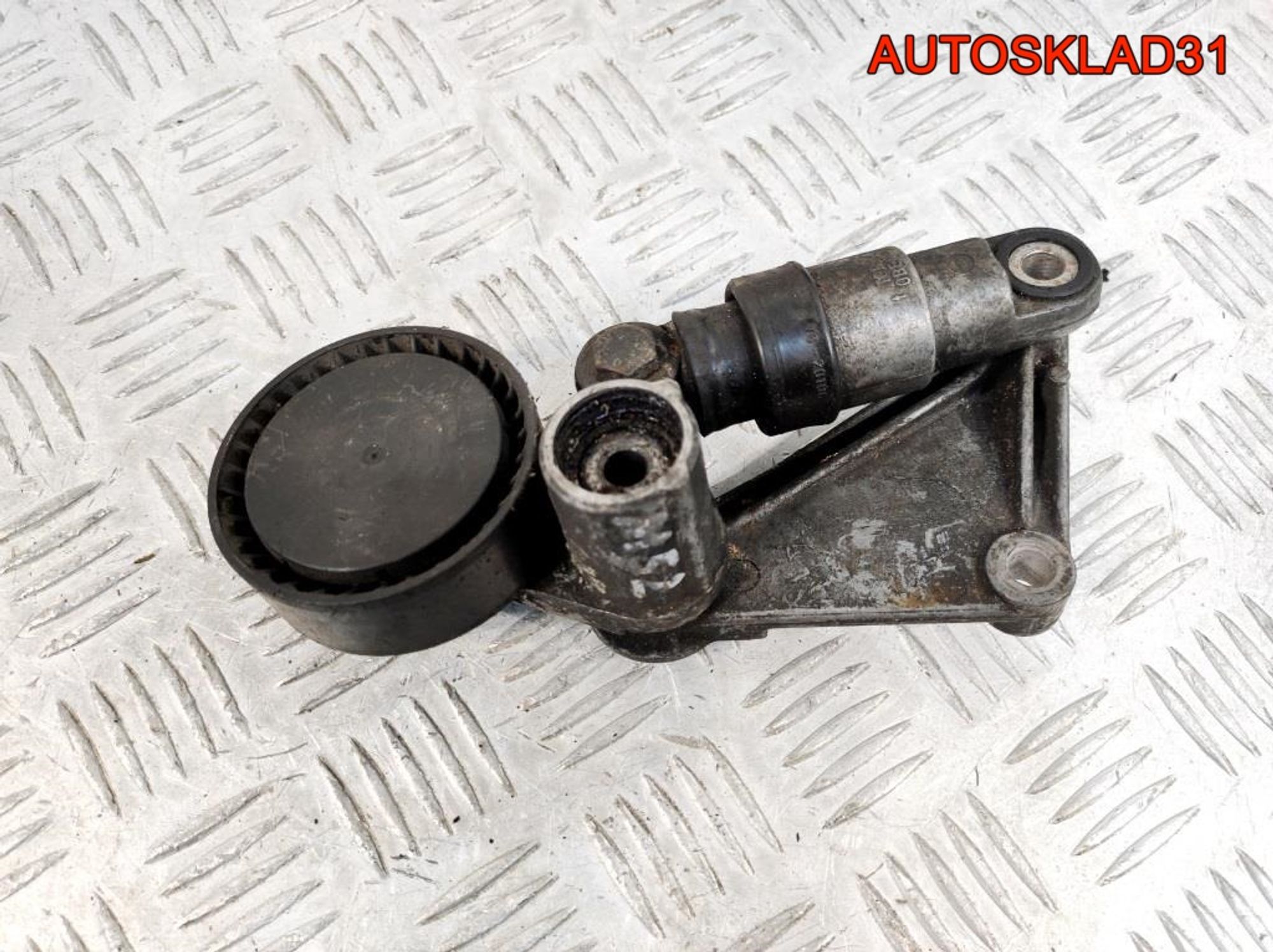 Натяжитель ремня BMW E39 2,0 М52 Бензин 17173729, 700 рублей, Дубовое