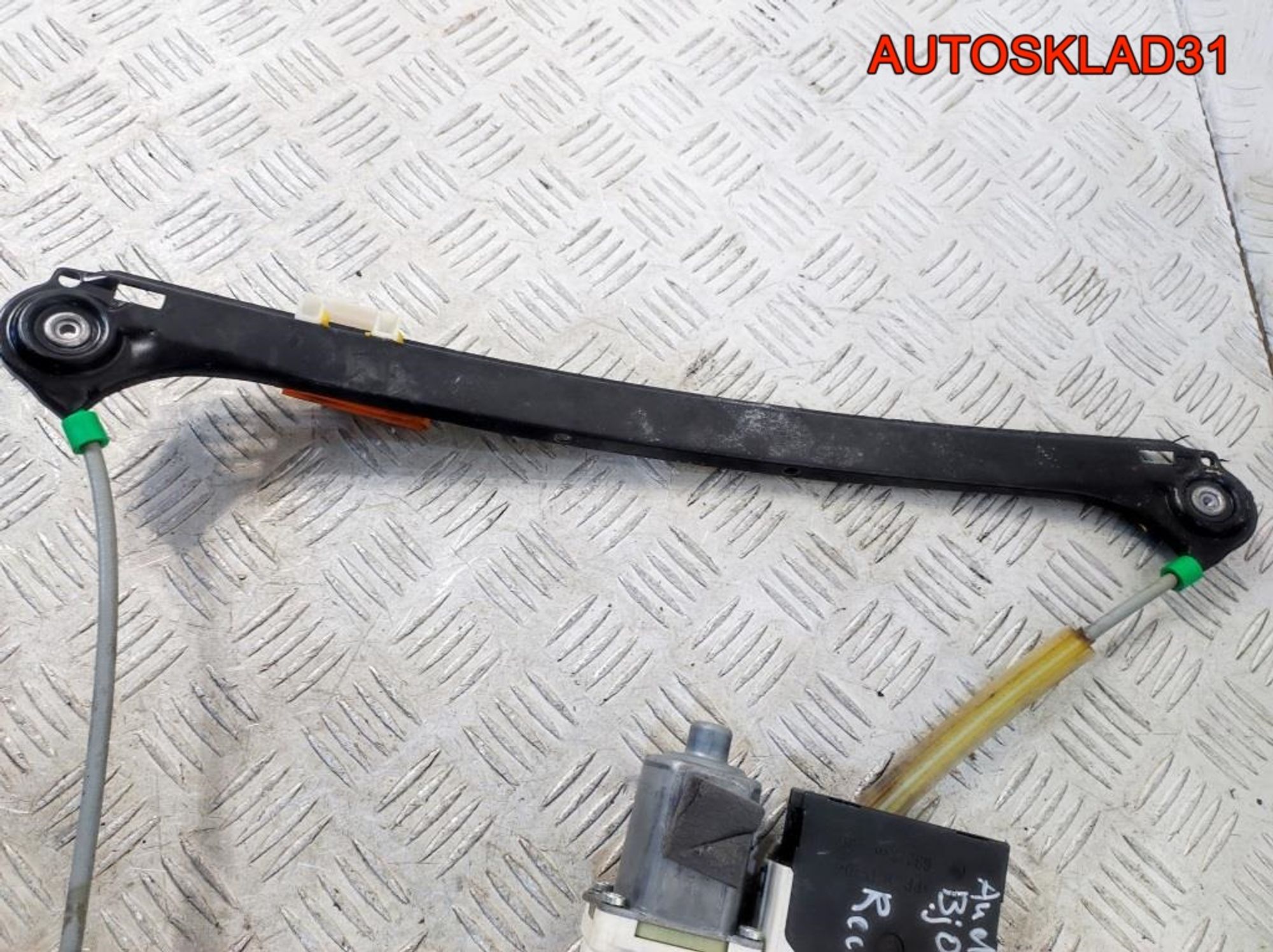 Стеклоподъемник передней правой двери Audi A3 8P, 4100 рублей, Дубовое